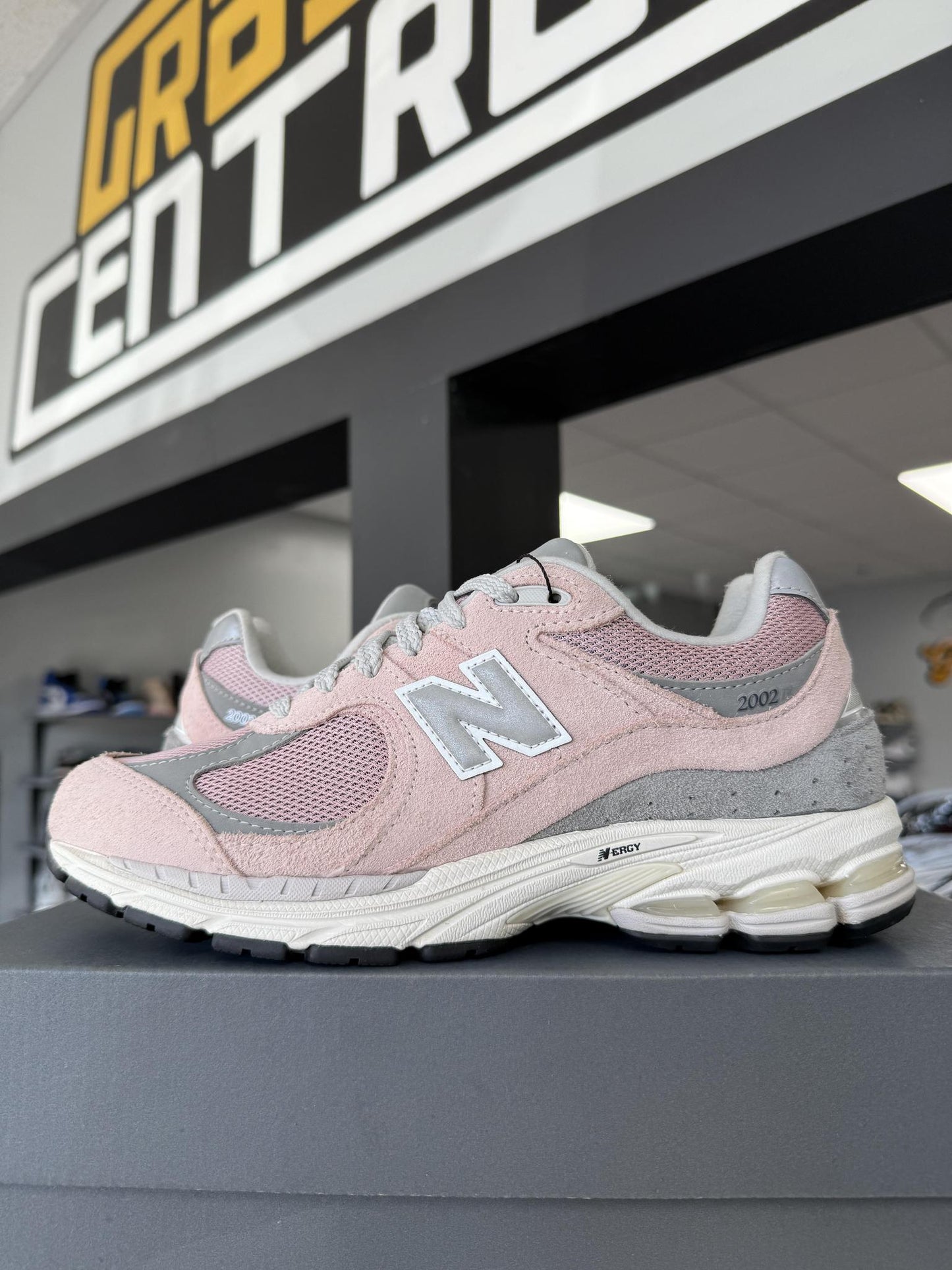 New Balance 2002R "Pink Sand" Used