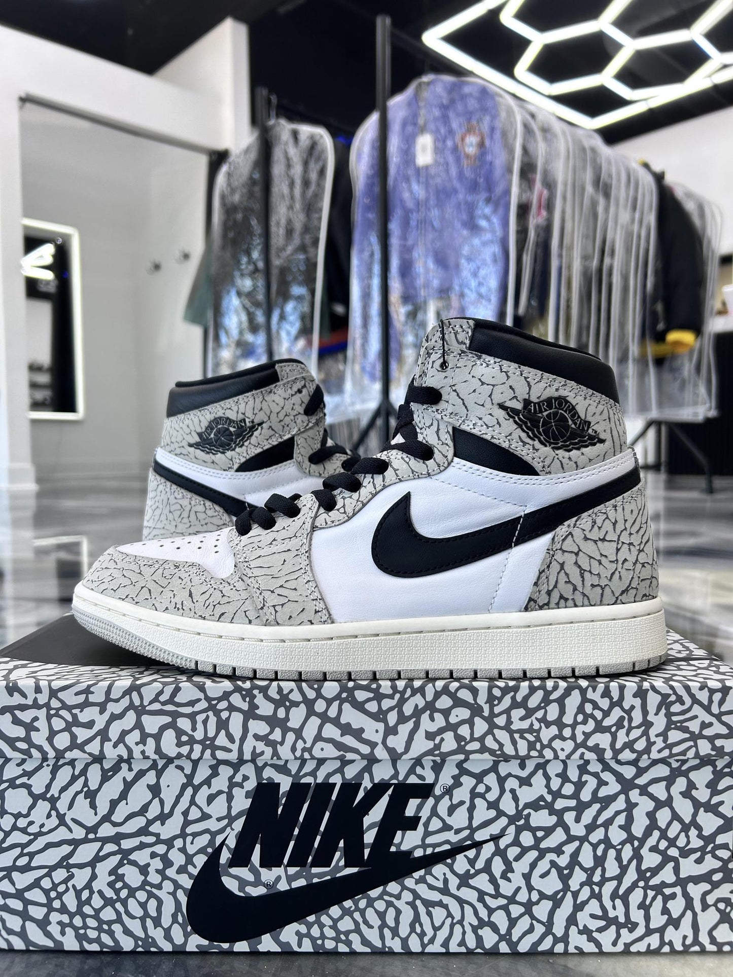 Jordan 1 High "White Cement" Used Size 9.5