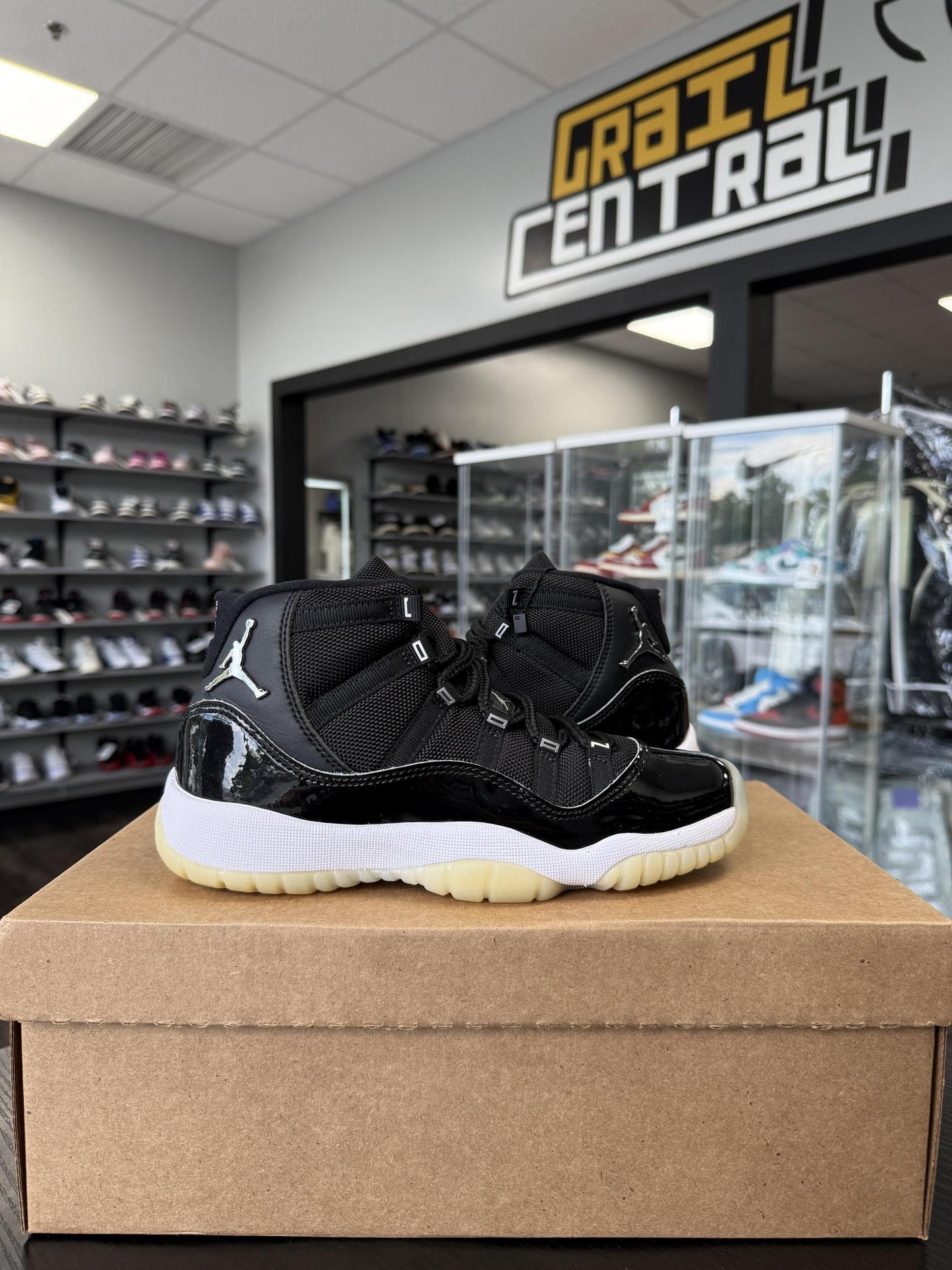 Jordan 11 "Jubilee" Used 5Y/6.5W