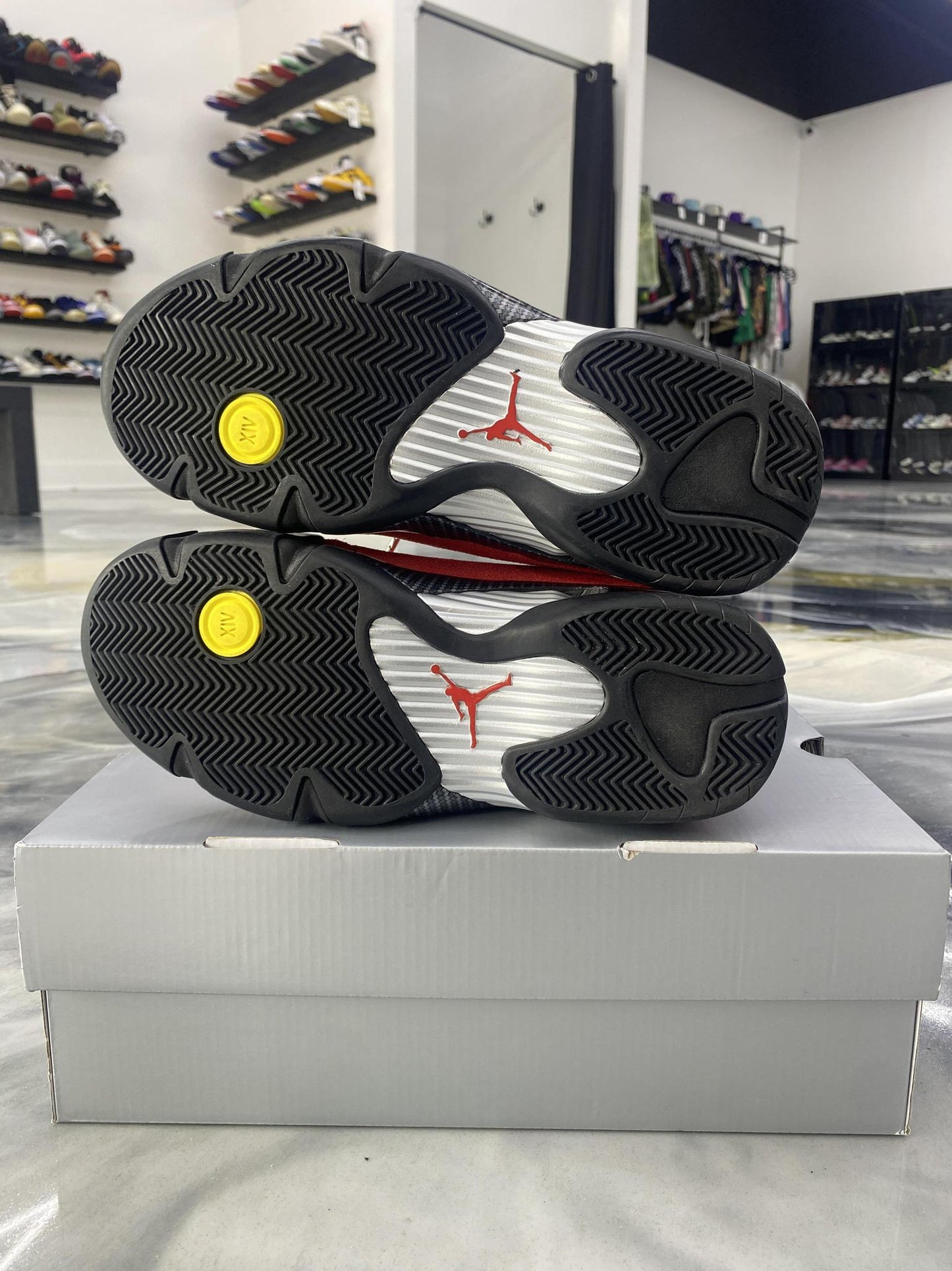 Jordan 14 "Ferrari" Used Size 8