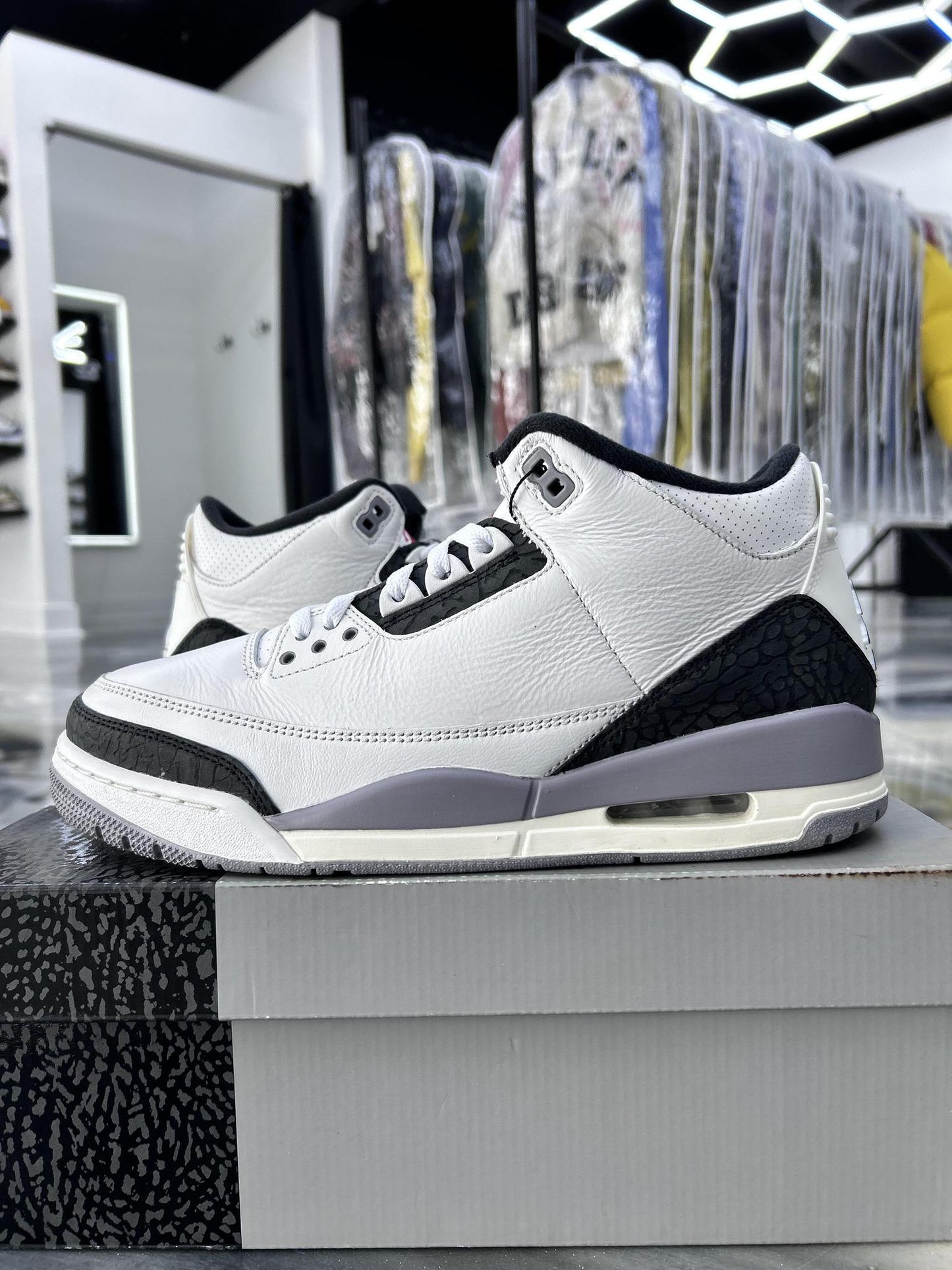 Jordan 3 Cement Grey Used Size 10