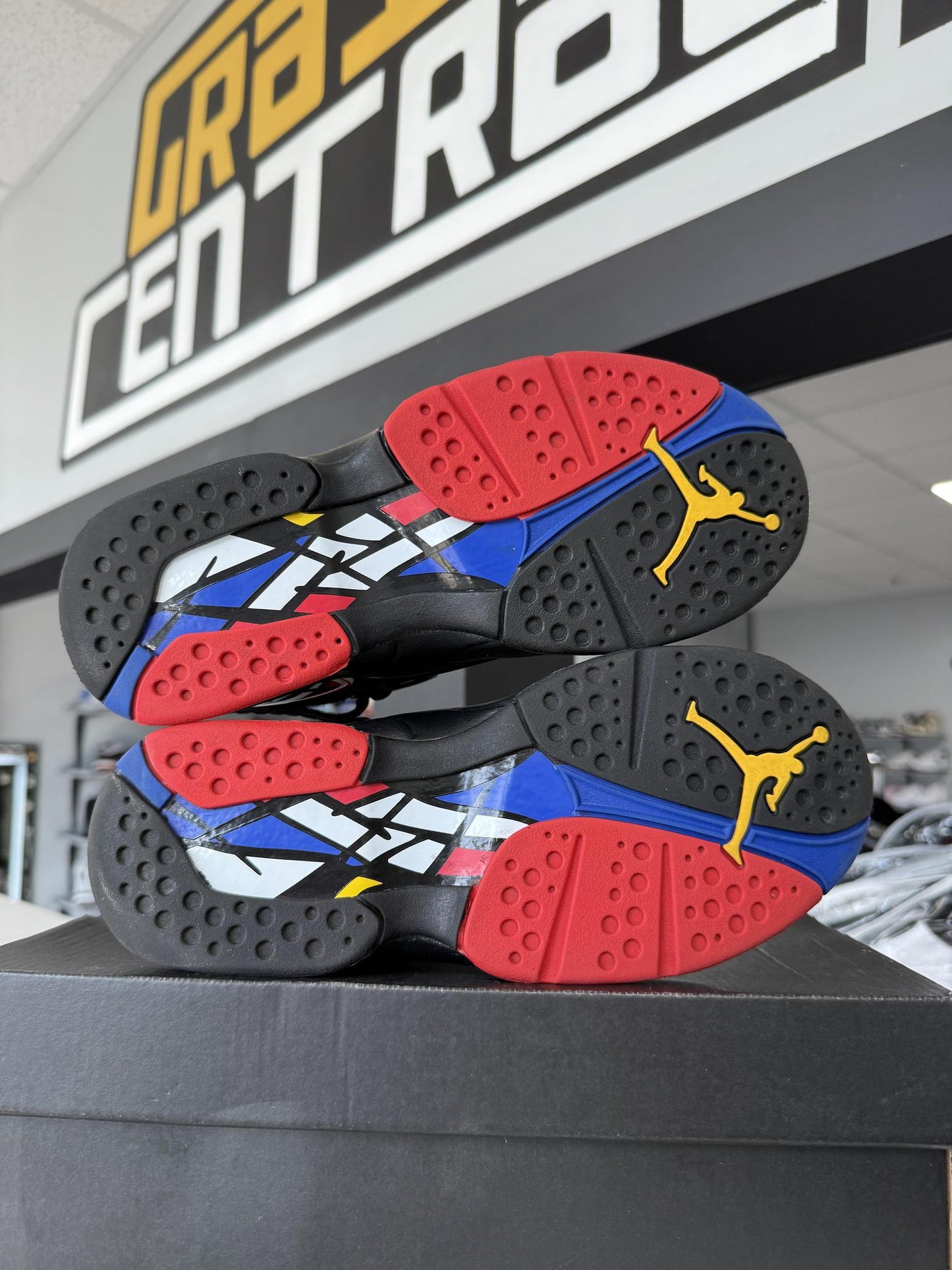 Jordan 8 "Playoff" Used Size 6.5Y/8W