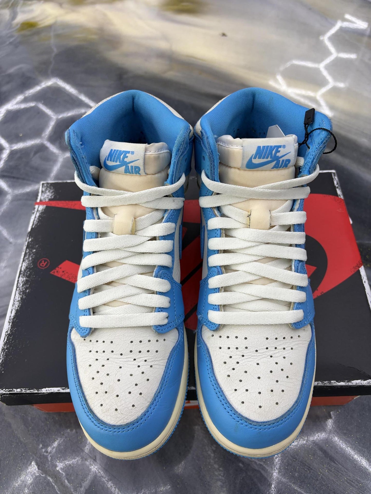 Jordan 1 "UNC Reimagined" Used Size 5.5Y/7W