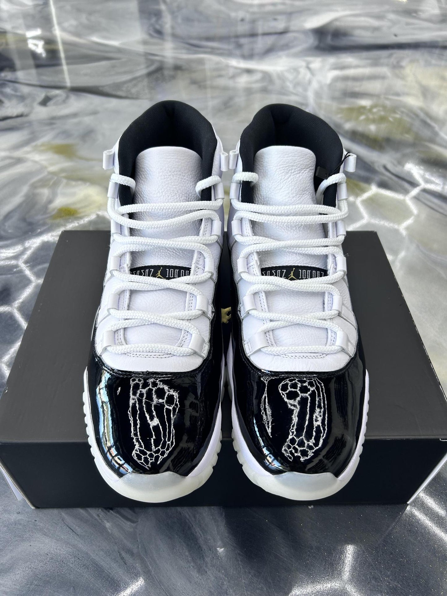 Jordan 11 DMP "Gratitude" Used Size 13