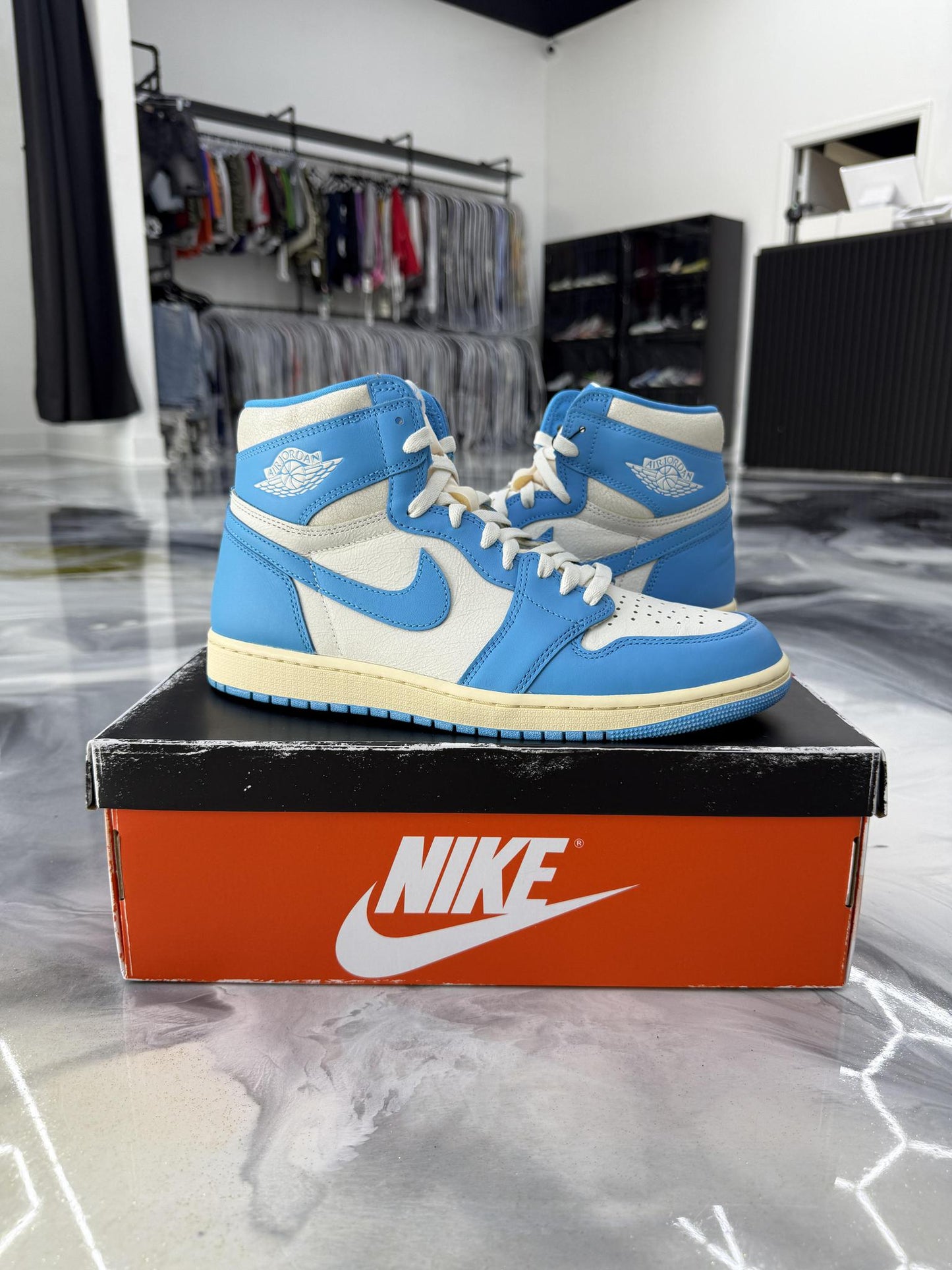 Jordan 1 Reimagined "UNC" Used Size 10.5