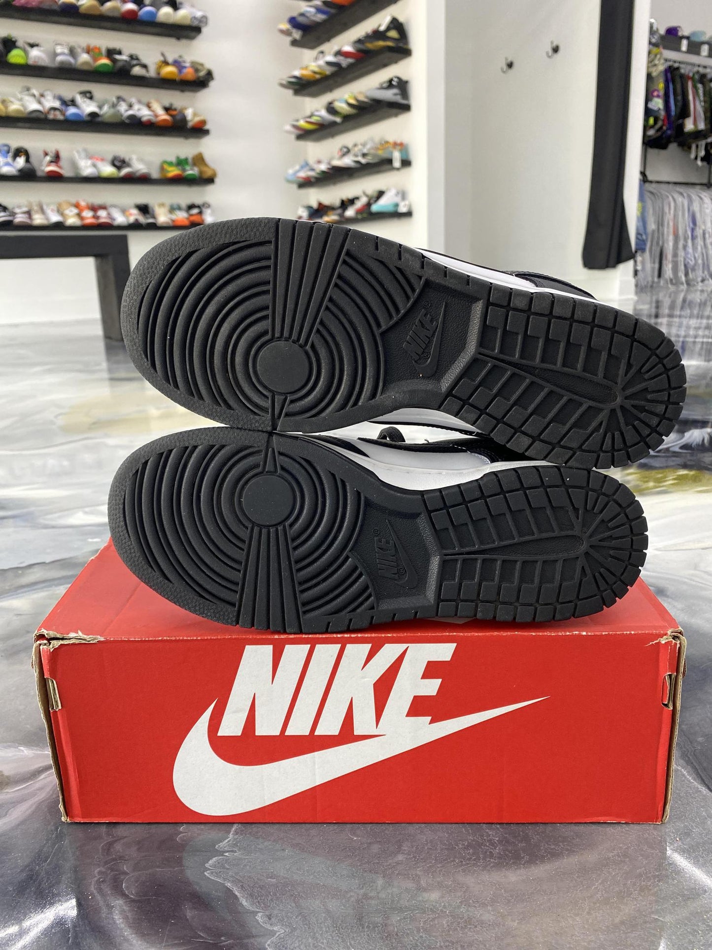 Nike Dunk Low "Panda" Used Size 8