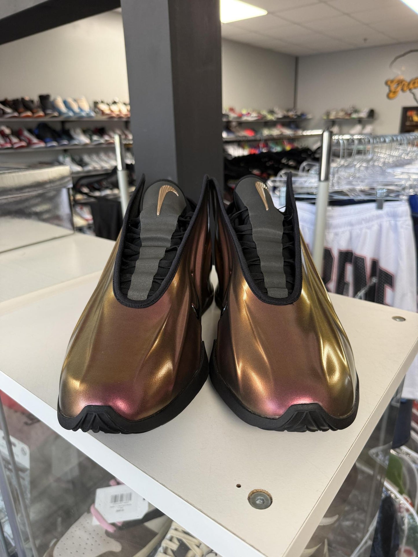 Nike GT Future "Metallic Red Bronze" Used Size 12