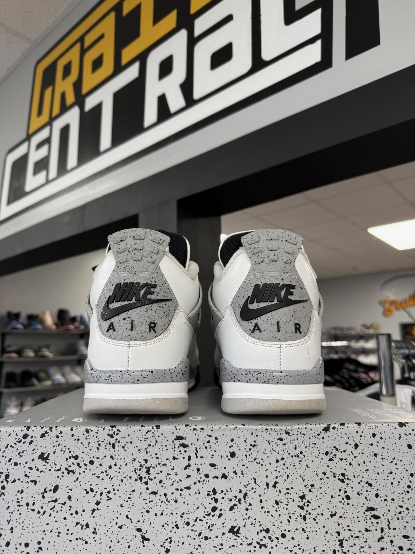 Jordan 4 "White Cement" Used Size 11
