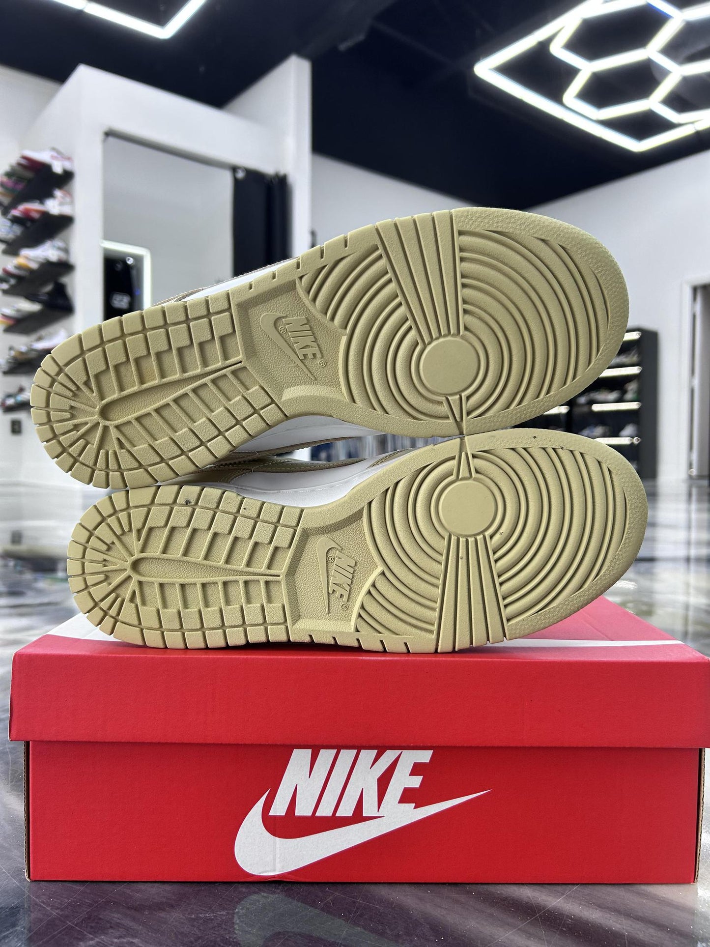 Nike Dunk Low "Team Gold" Used Size 10