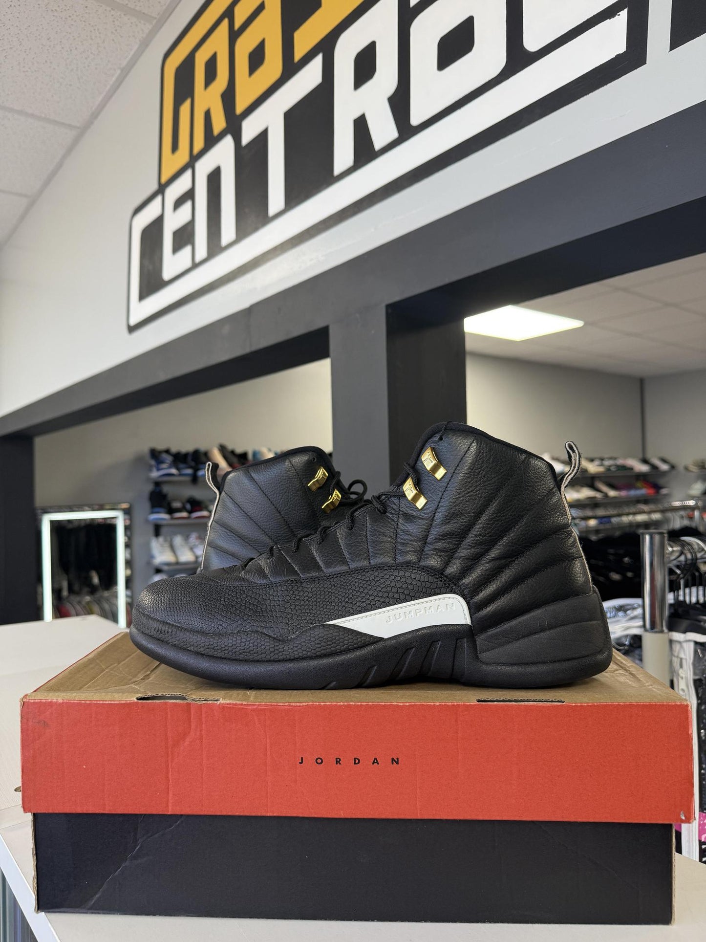Jordan 12 "Master" Used Size 13