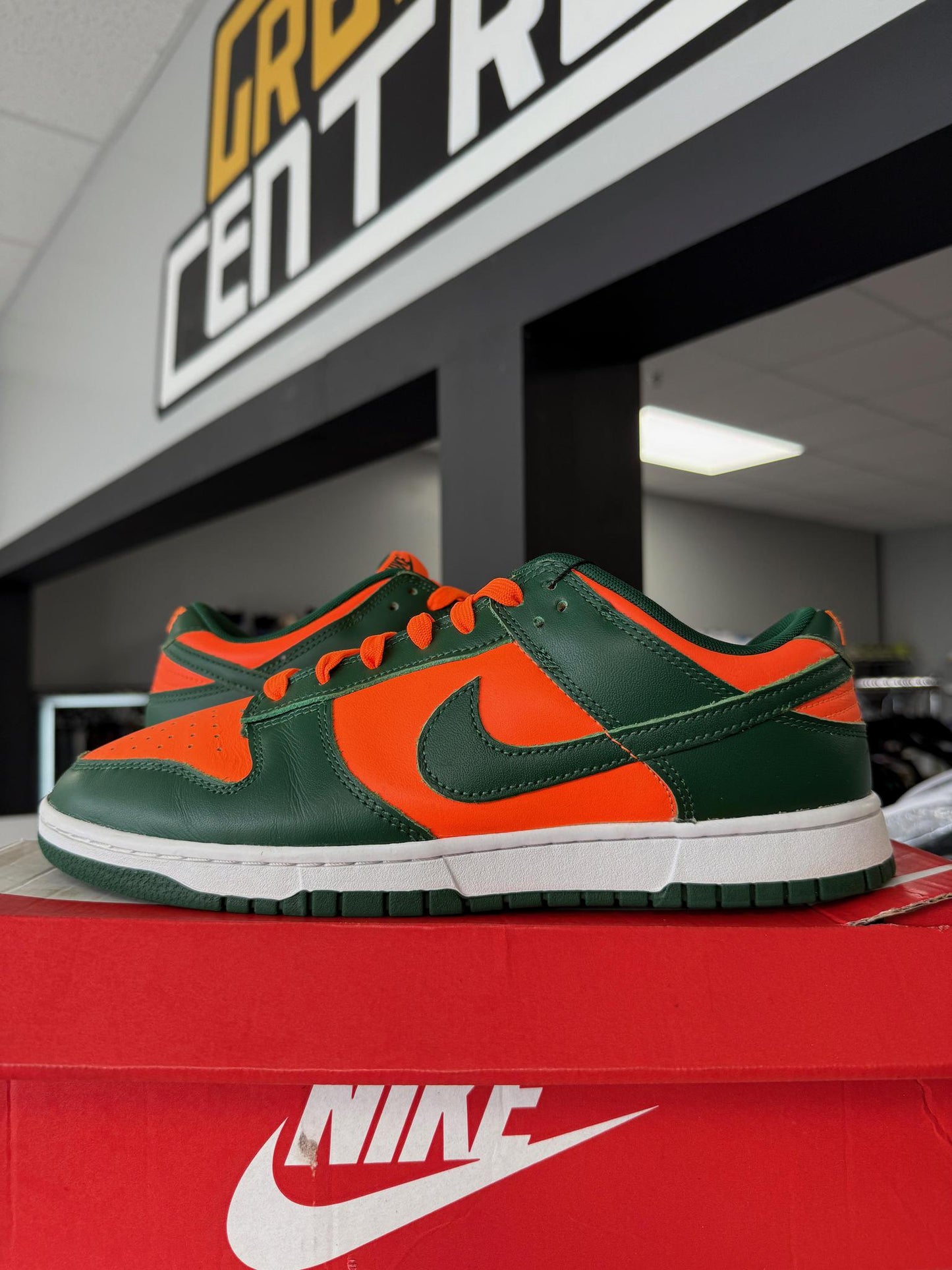 Nike Dunk Low "Miami" Used Size 11.5