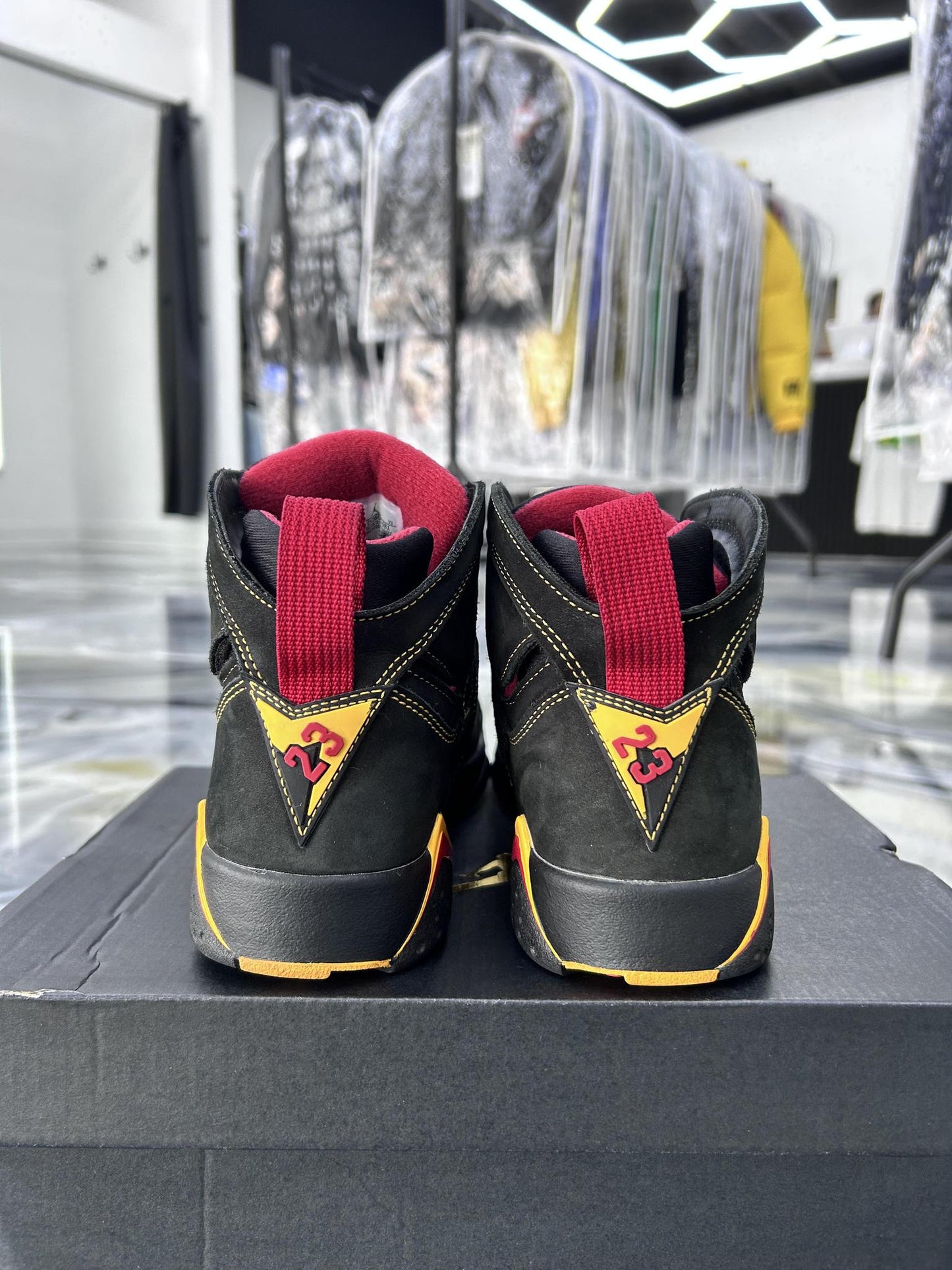 Jordan 7 "Citrus" Used Size 7Y/8.5W