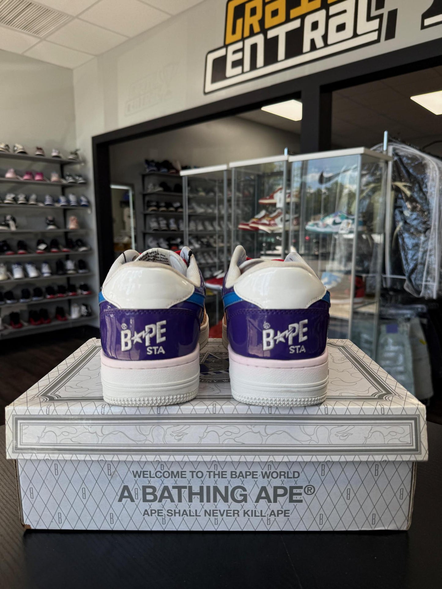 A Bathing Ape BapeSta "Multi Color" Used Size 8