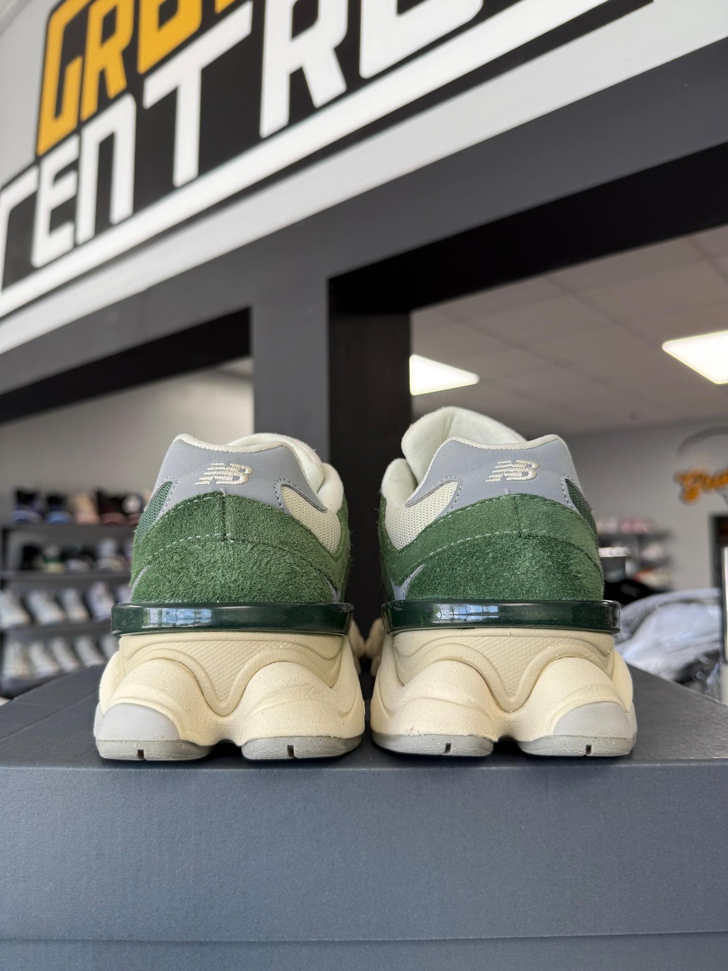 New Balance 9060 "Nori" Used Size 6.5Y/8W
