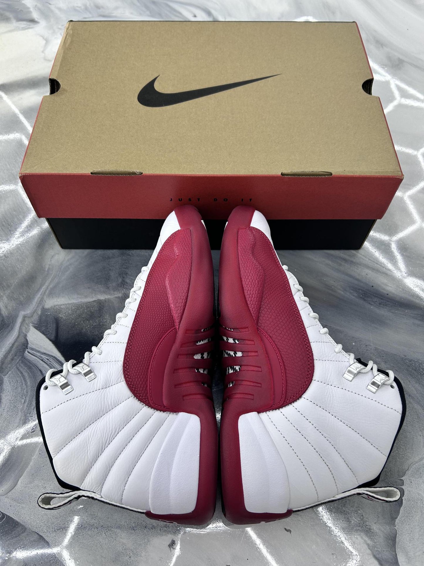Jordan 12 "Cherry" Used Size 9