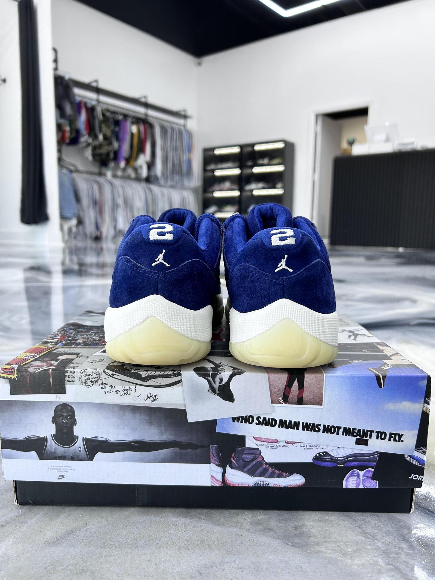 Jordan 11 Low "Derek Jeter" Used Size 8.5