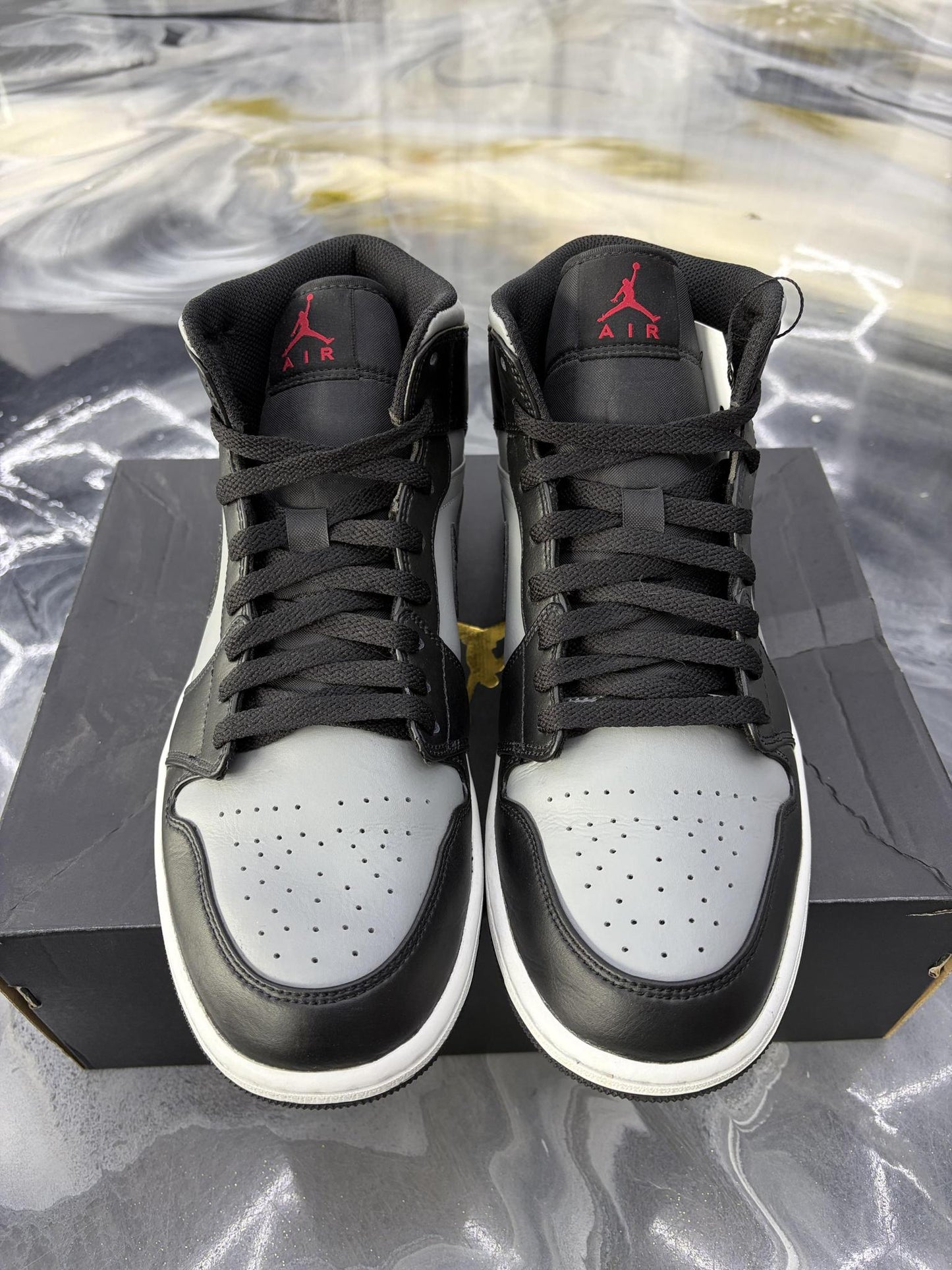 Jordan 1 Mid "Shadow Red" Used Size 10