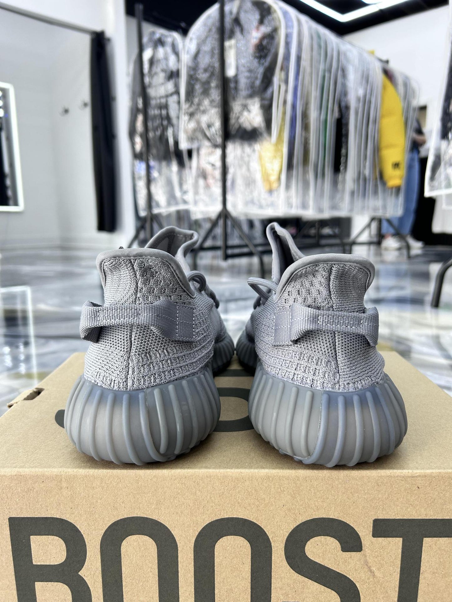 Yeezy 350 V3 "Steel Grey" Used Size 12.5