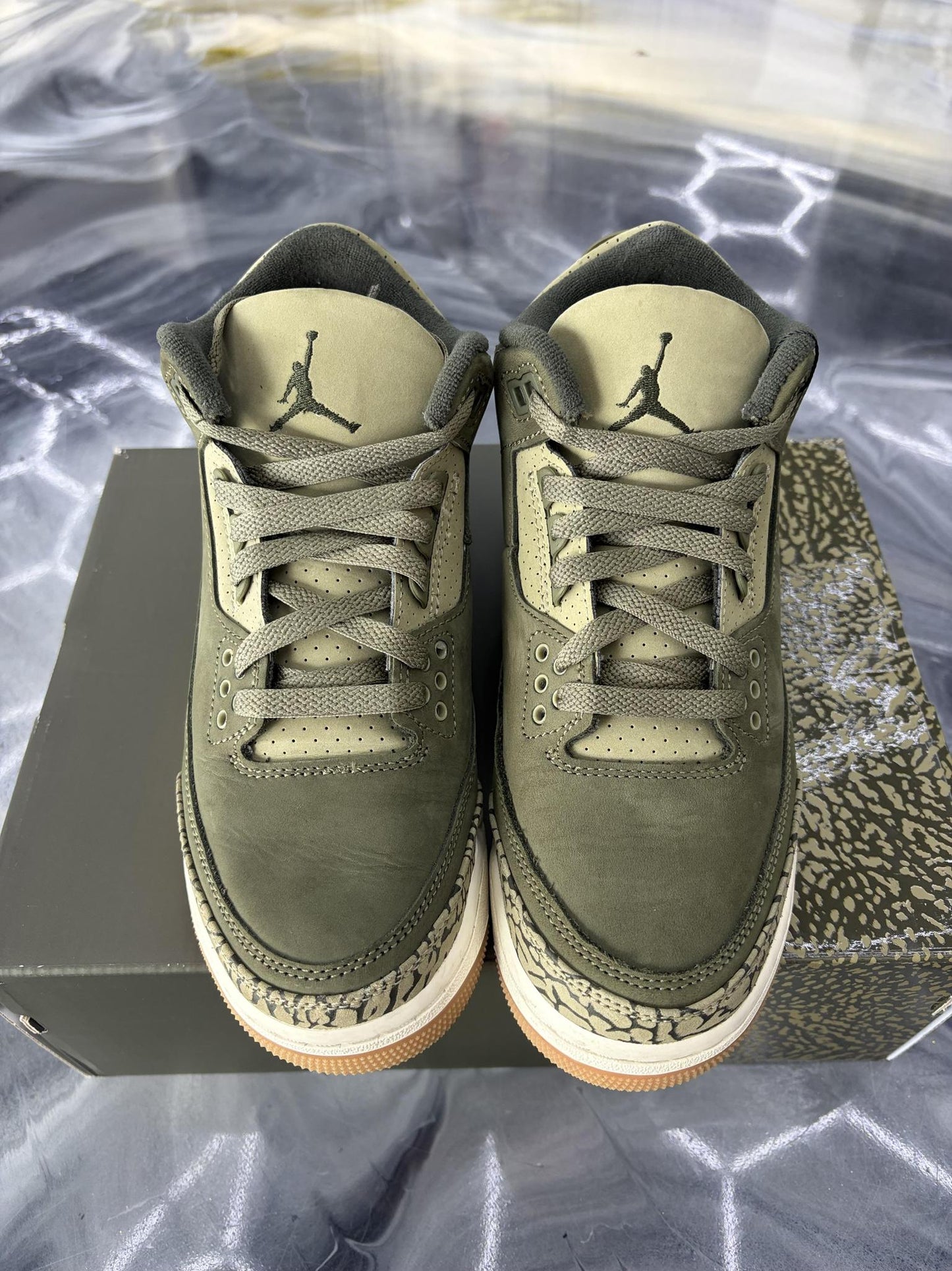 Jordan 3 "Family Affair" Used Size 5.5Y/7W