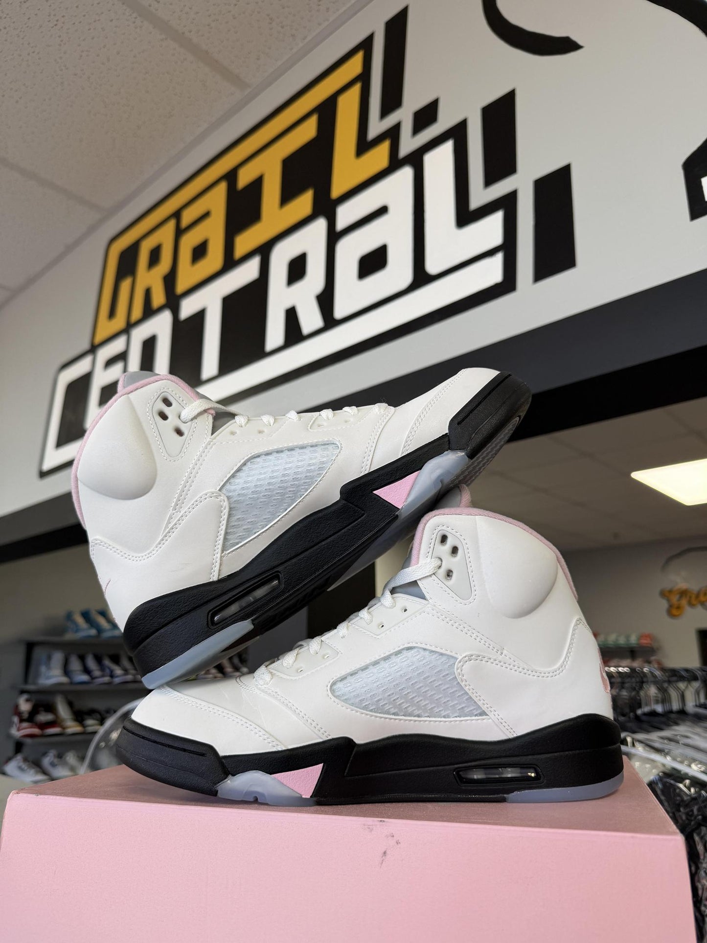 Jordan 5 "Soft Pink" Used Size 10