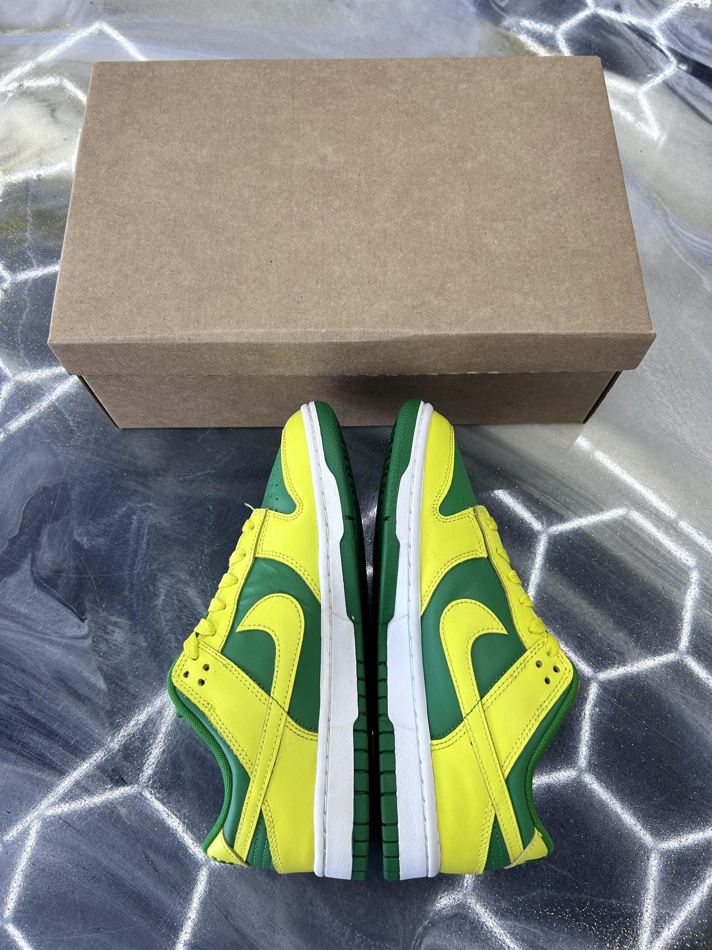 Nike Dunk Low "Reverse Brazil" Used Size 7.5