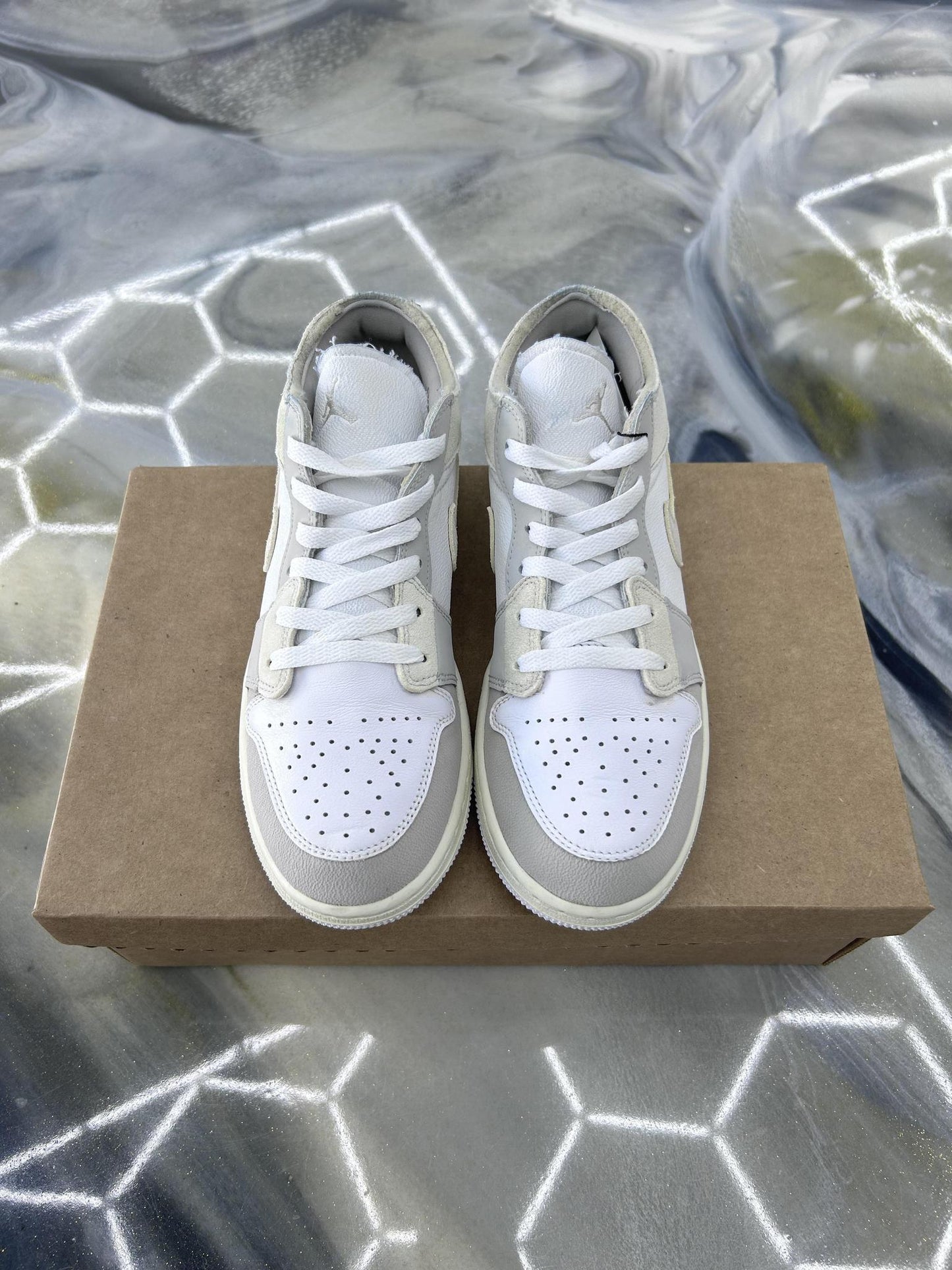 Jordan 1 Low "Inside Out" Used Size 7Y/8.5W