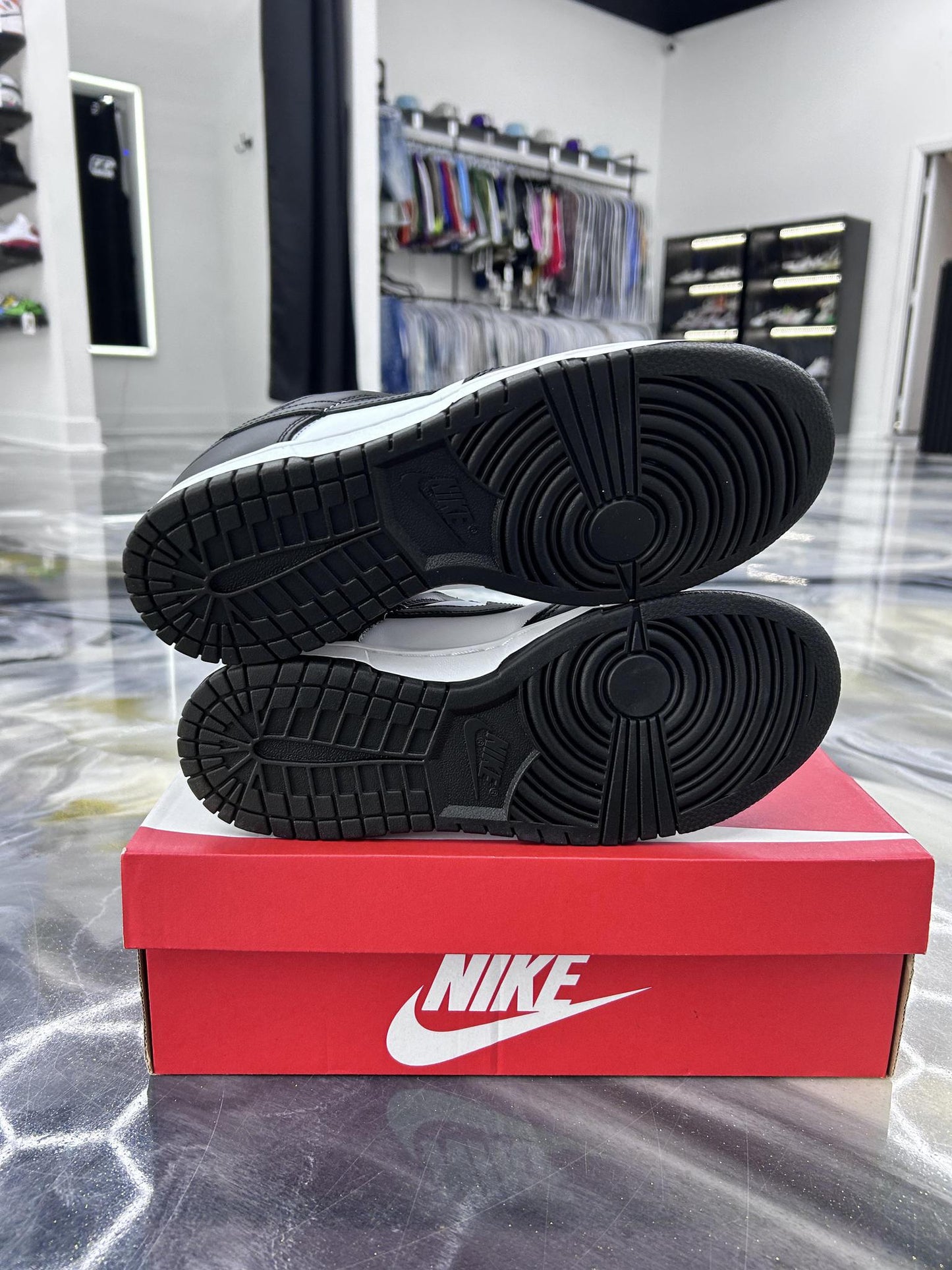 Nike Dunk Low "Panda" Used Size 8