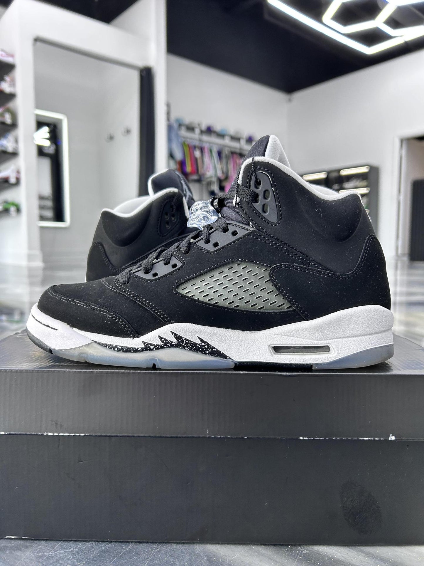 Jordan 5 "Oreo" Used Size 7Y/8.5W