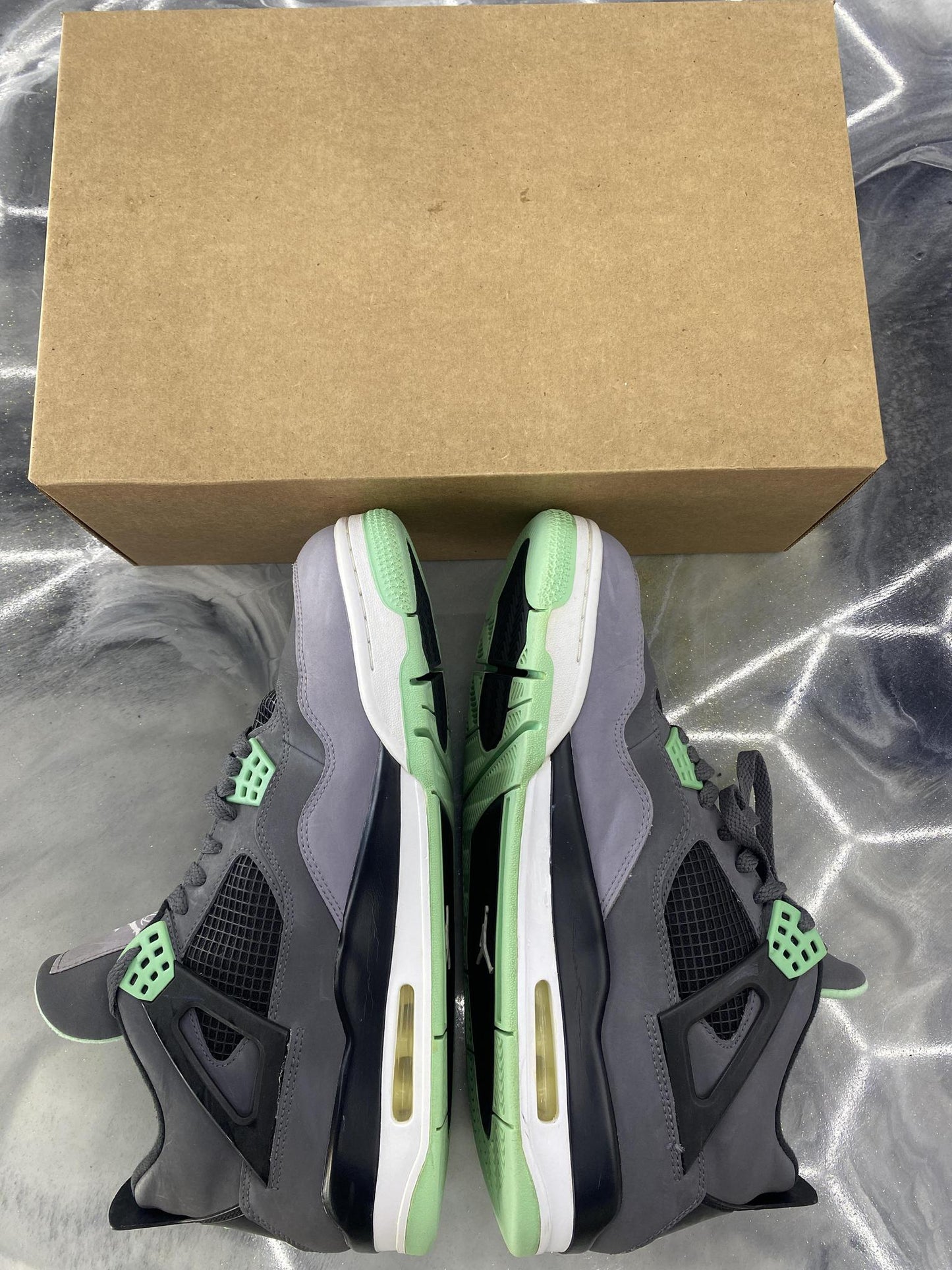 Jordan 4 "Green Glow" Used Size 12