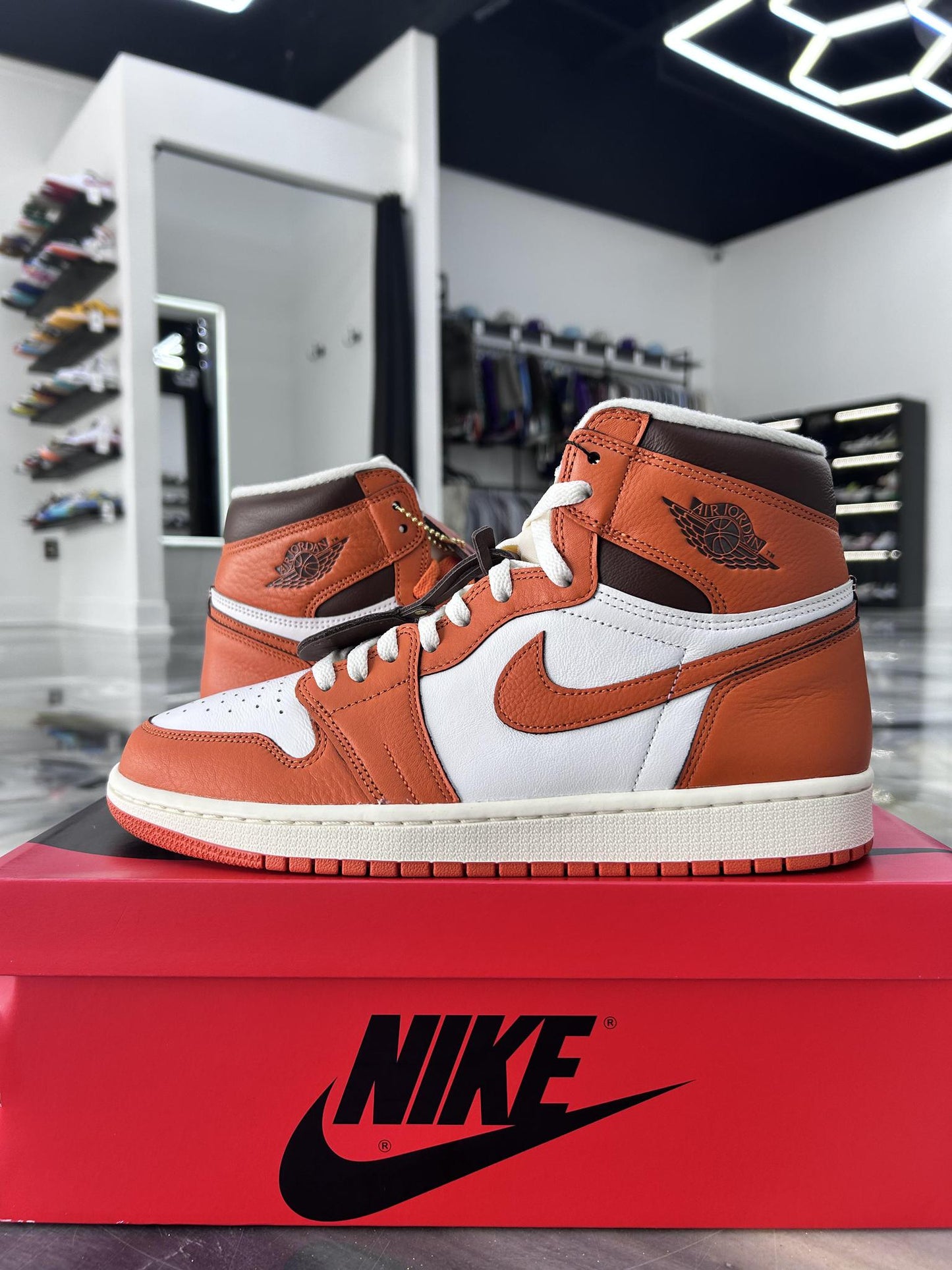 Jordan 1 High "Starfish" Used Size 10