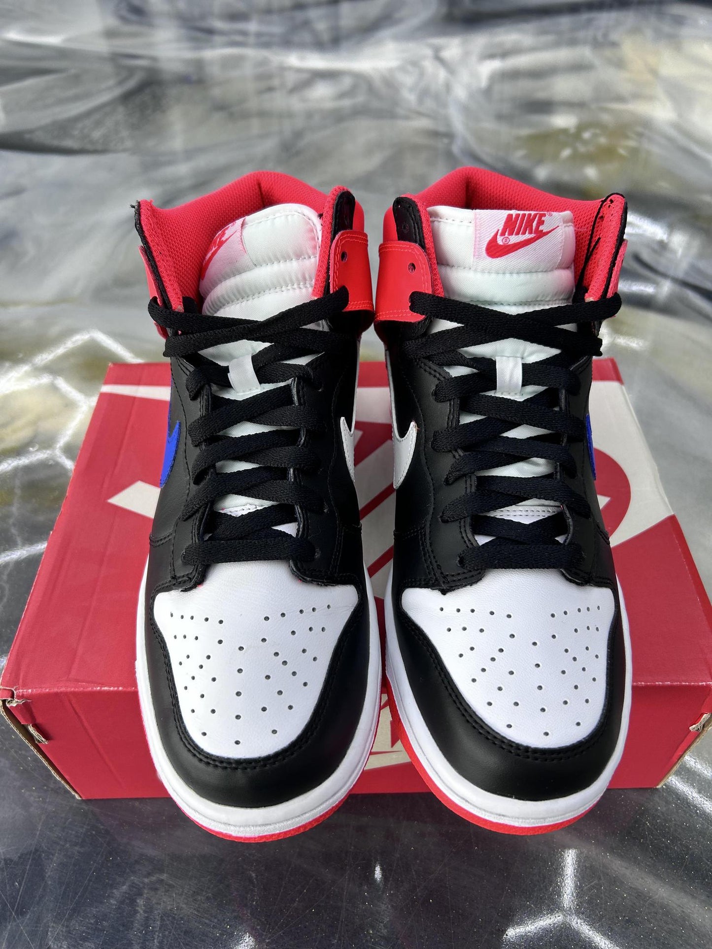 Nike Dunk High "Knicks" Used Size 7Y/8.5W