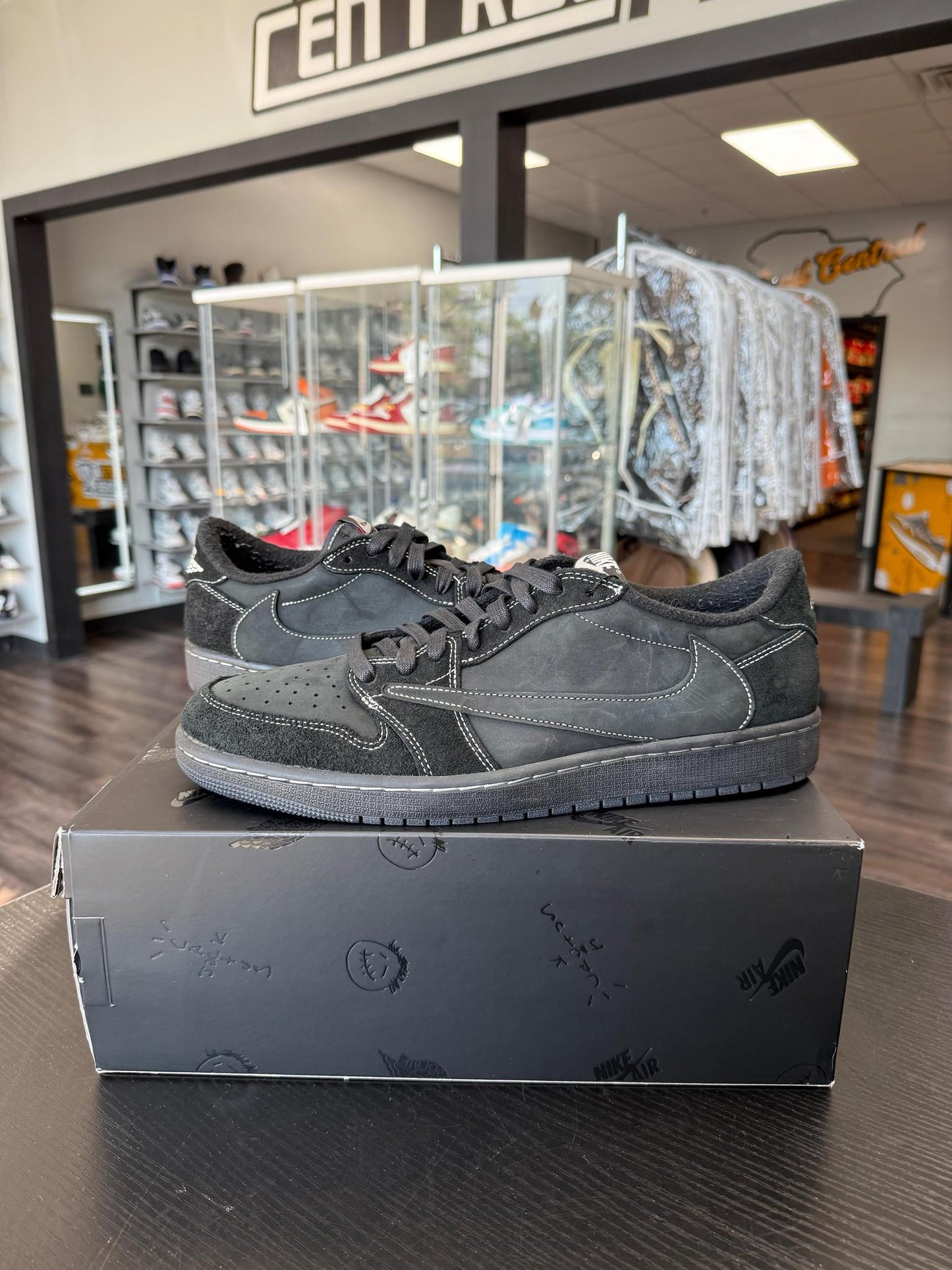 Jordan 1 x Travis Scott "Black Phantom" Used Size 13