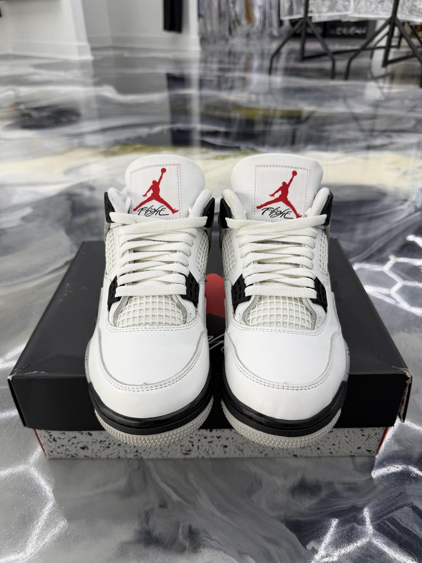 Jordan 4 "White Cement" Used Size 7.5