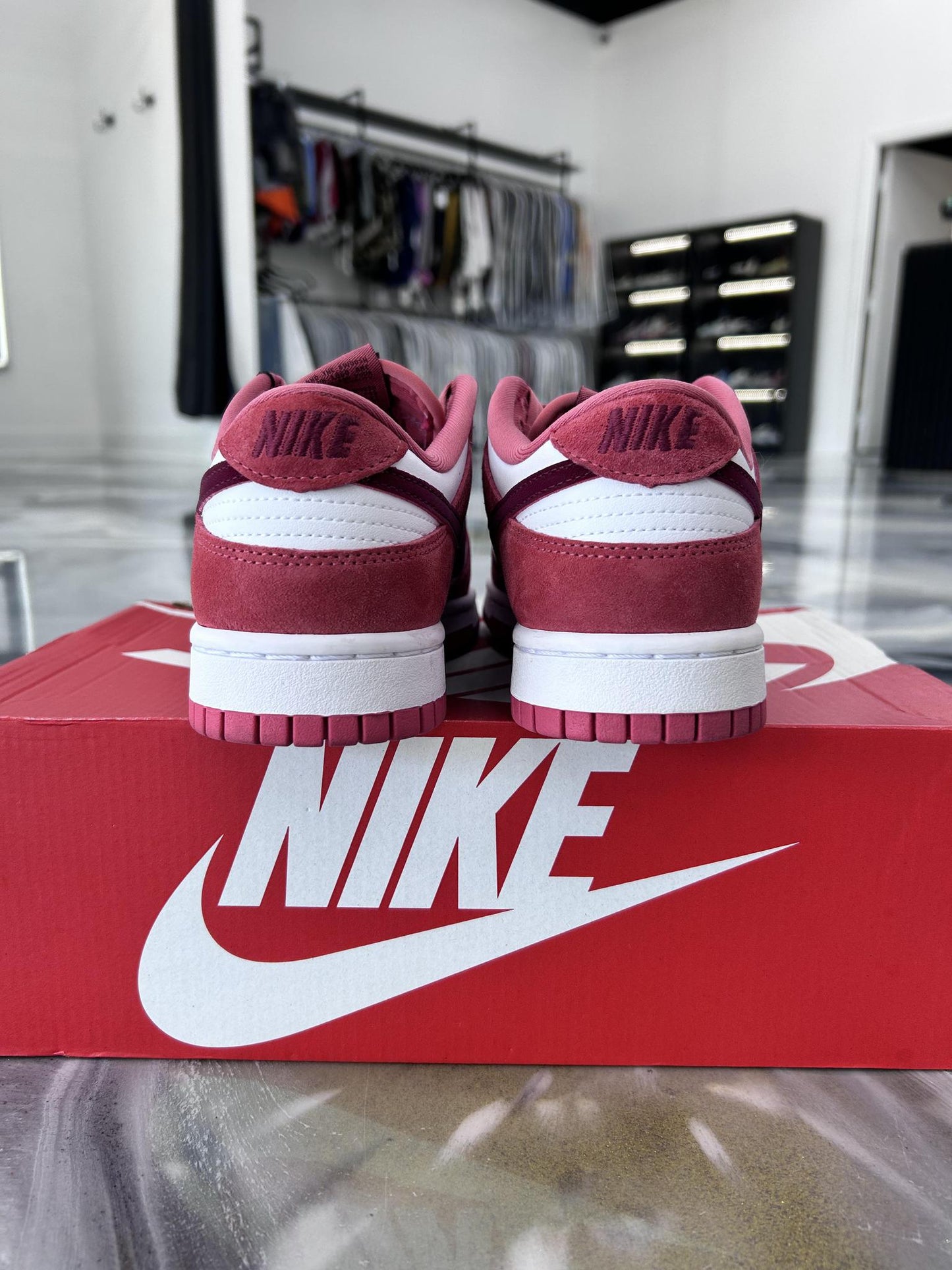 Nike Dunk Low "Valentine's Day" Used Size 6.5Y/8W