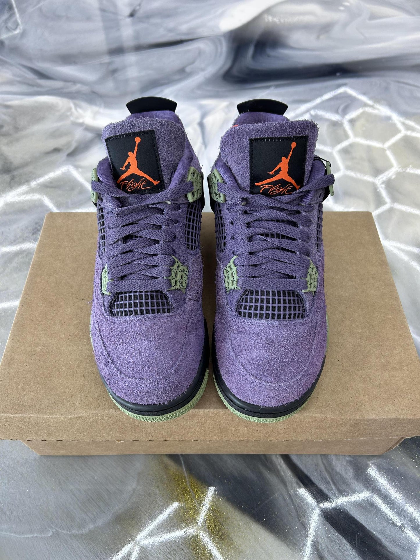 Jordan 4 "Canyon Purple" Used Size 5Y/6.5W