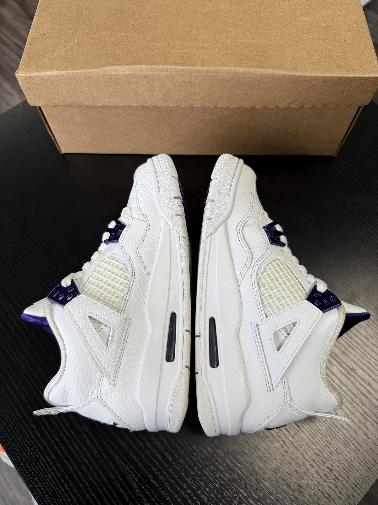 Jordan 4 "Metallic Purple" Used Size 5Y/6.5W