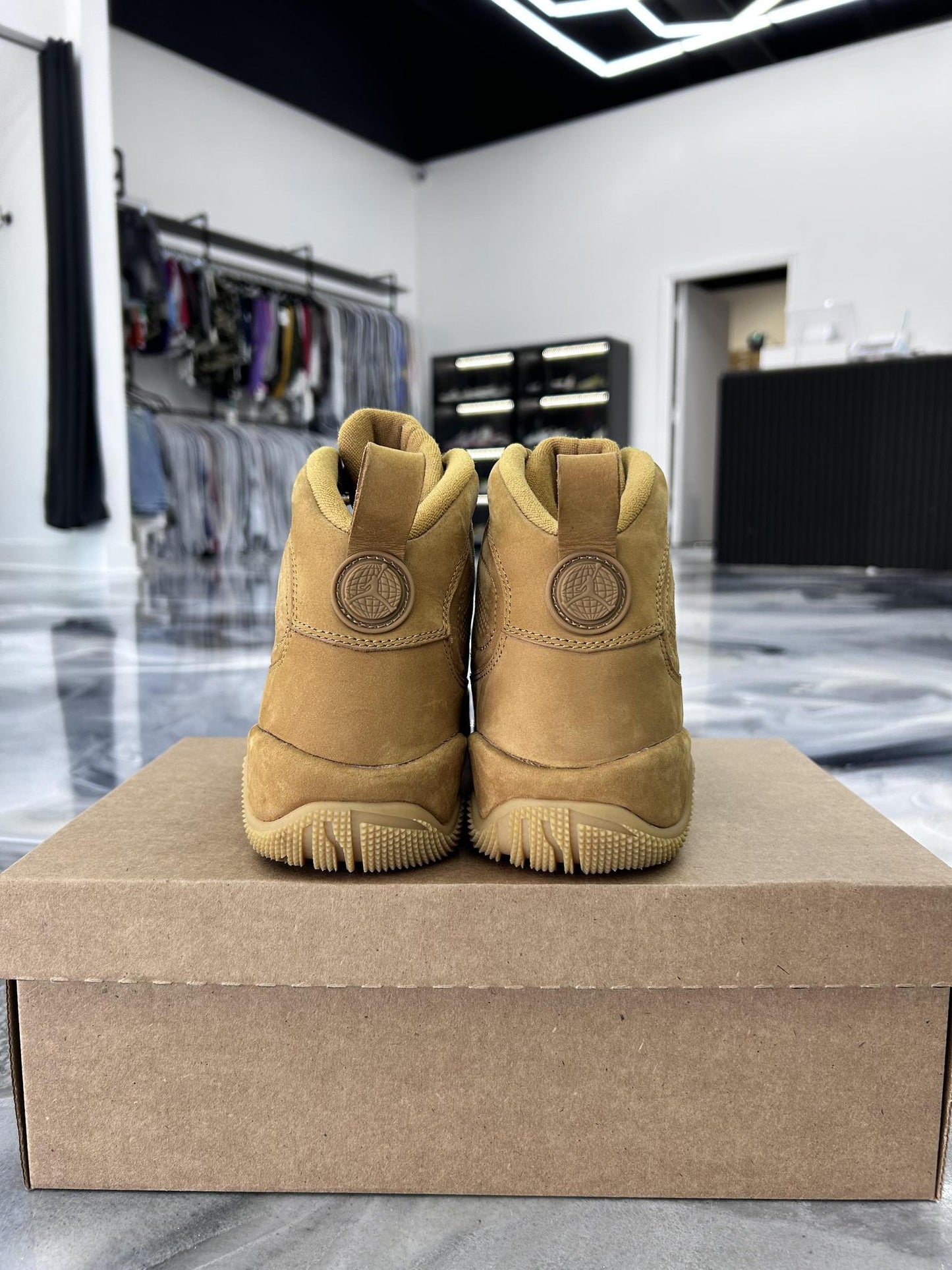 Jordan 9 Boot "Wheat" Used Size 8