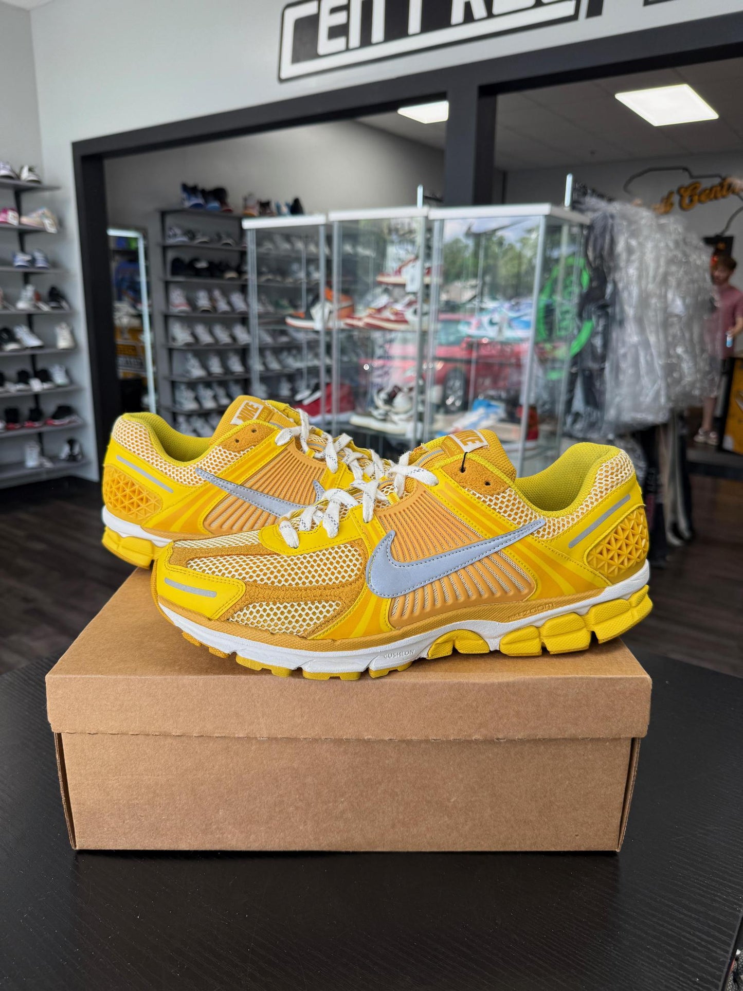Nike Vomero 5 "Yellow Ochre" Used Size 13