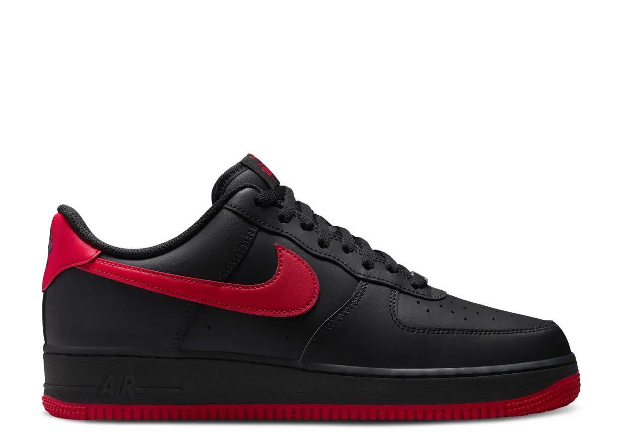 Nike Air Force 1 Low "Breds"