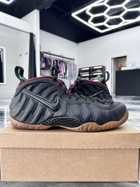 Nike Air Foamposite "Black Red Green" Used Size 14