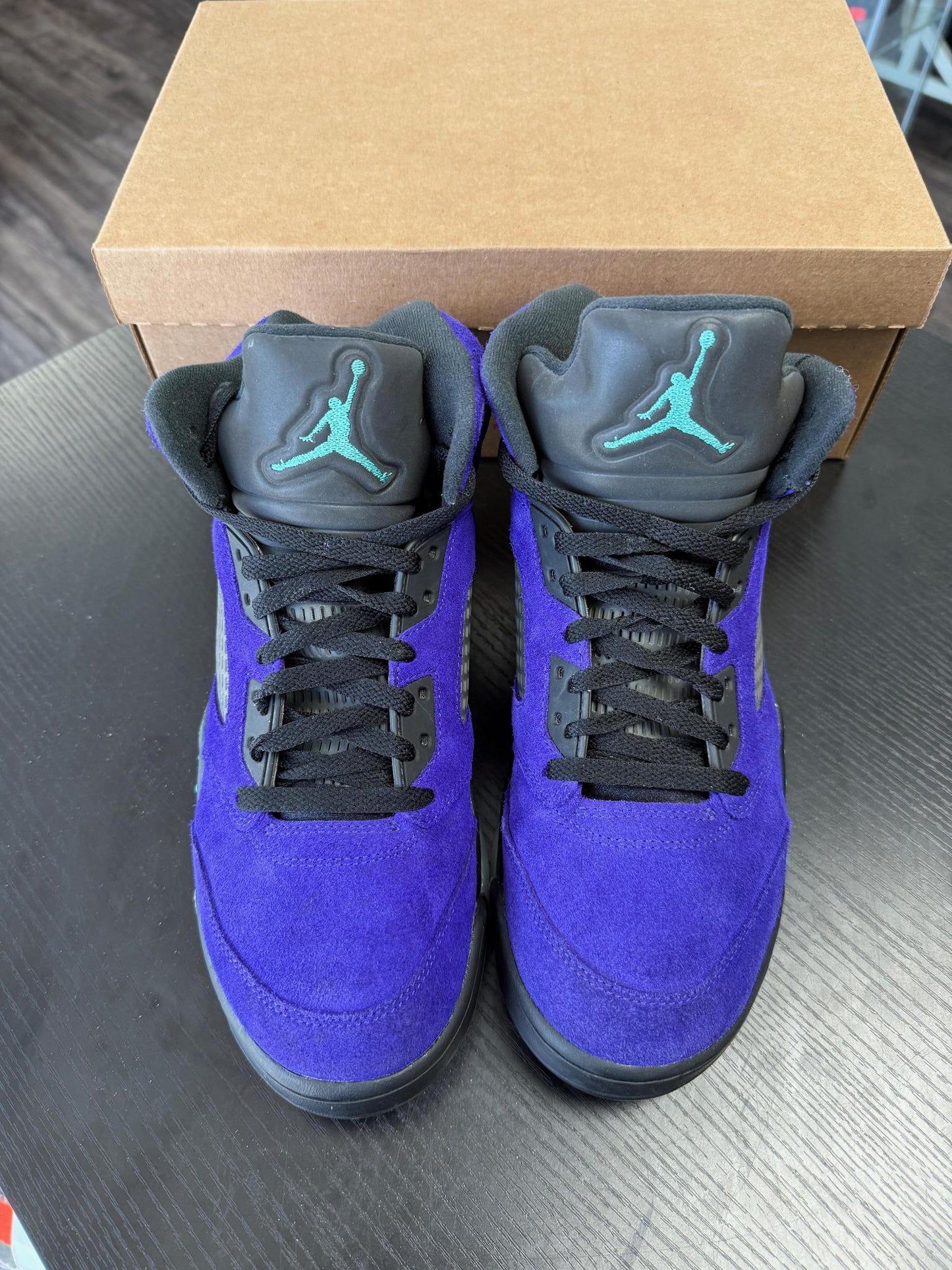 Jordan 5 "Alternate Grape" Used Size 9.5