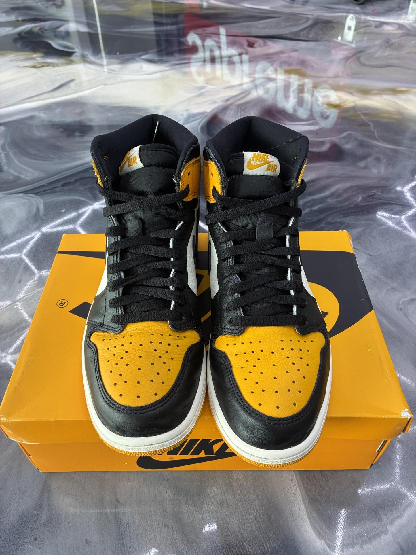 Jordan 1 "Taxi" Used Size 11.5