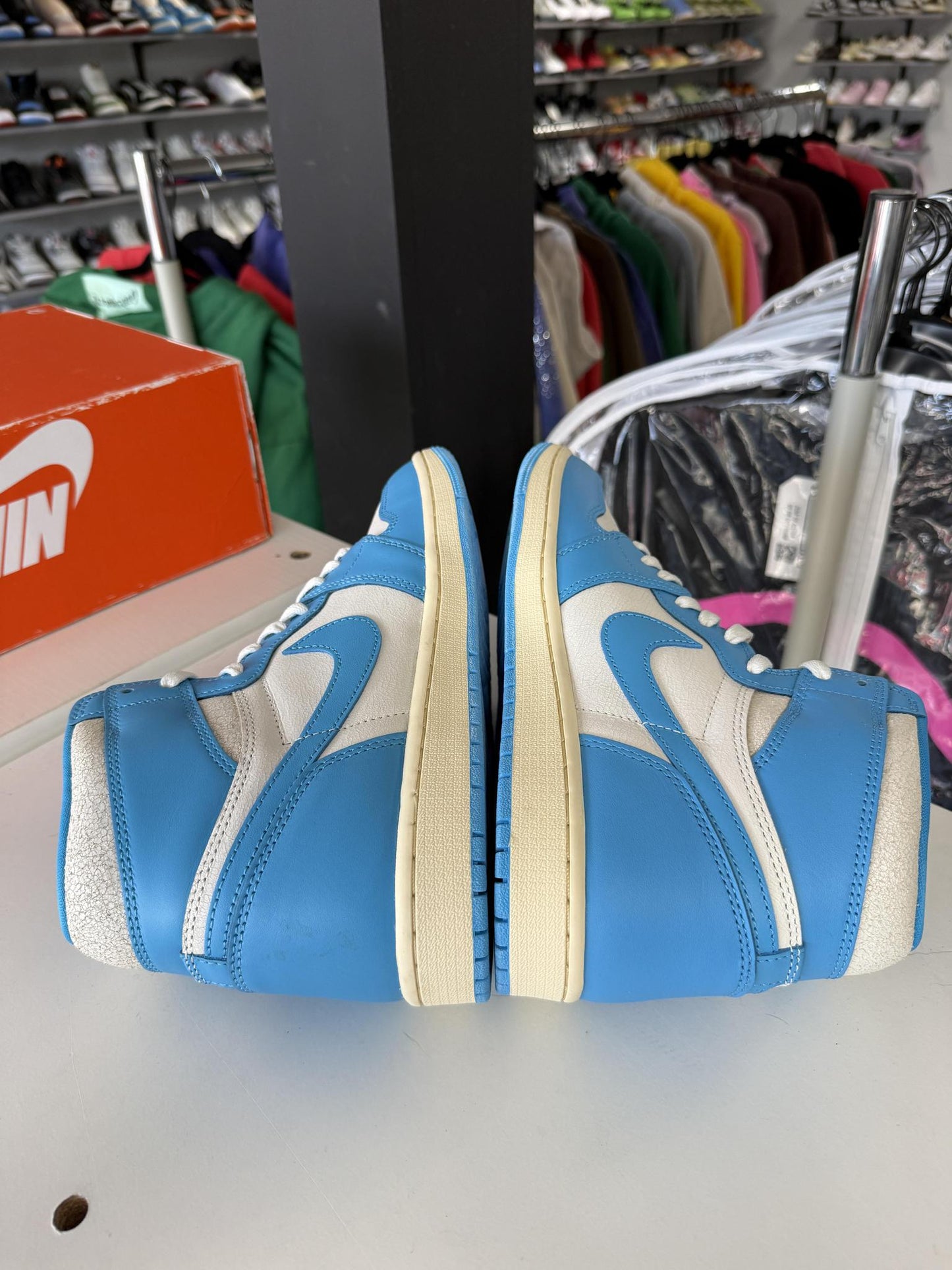 Jordan 1 "UNC Reimagined" Used Size 9