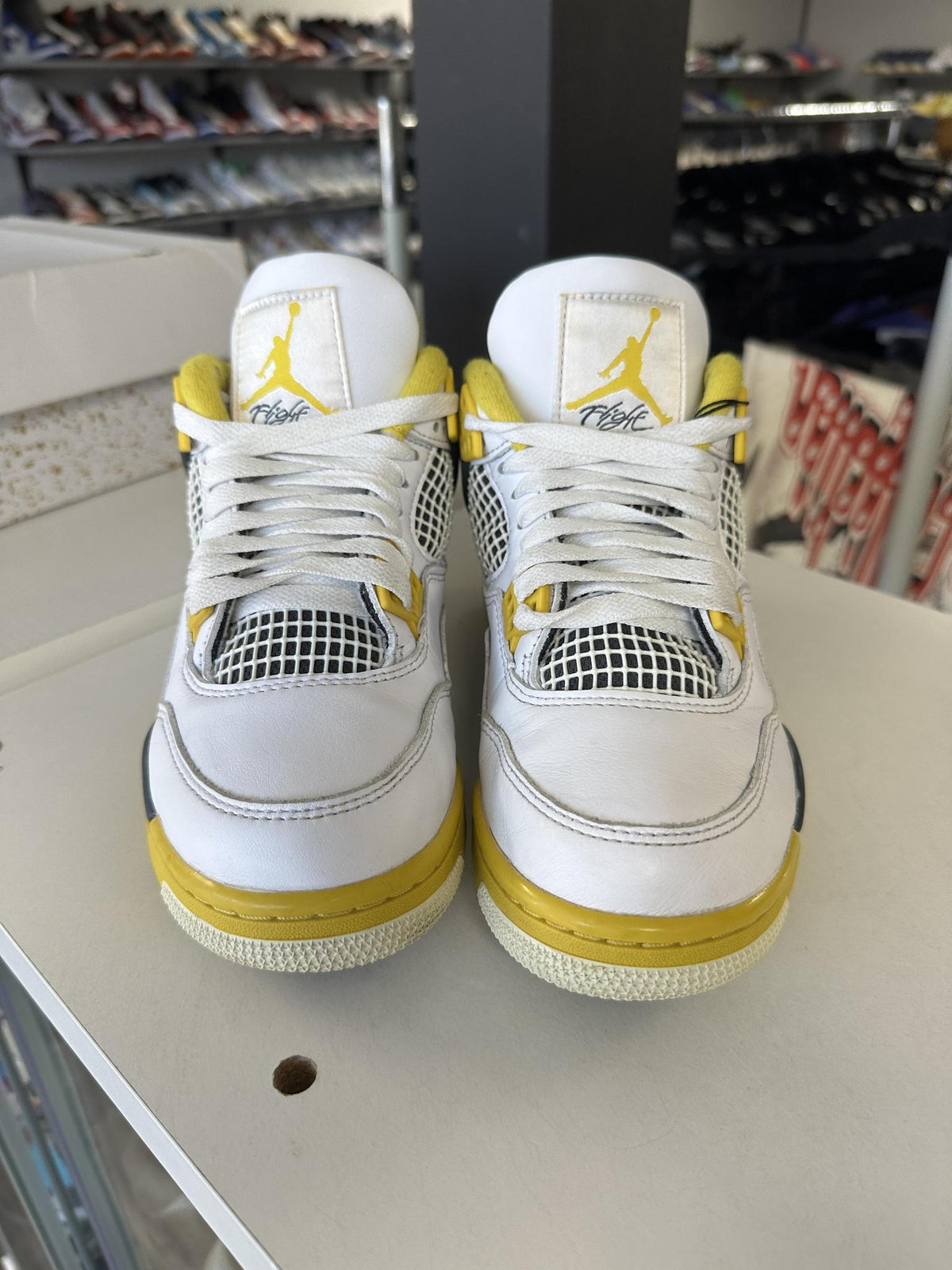 Jordan 4 "Vivid Sulfur" Size 5.5Y/7W Used