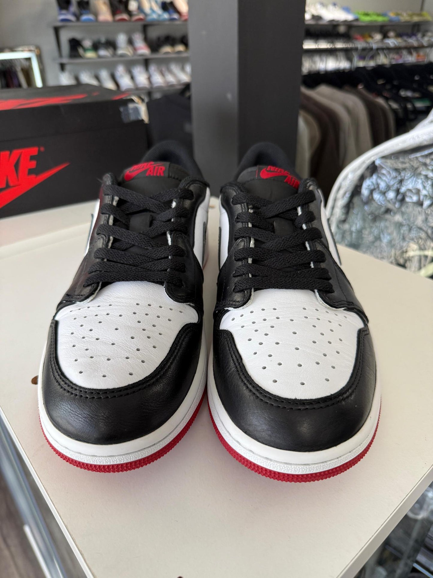 Jordan 1 Low "Black Toe" Used Size 13