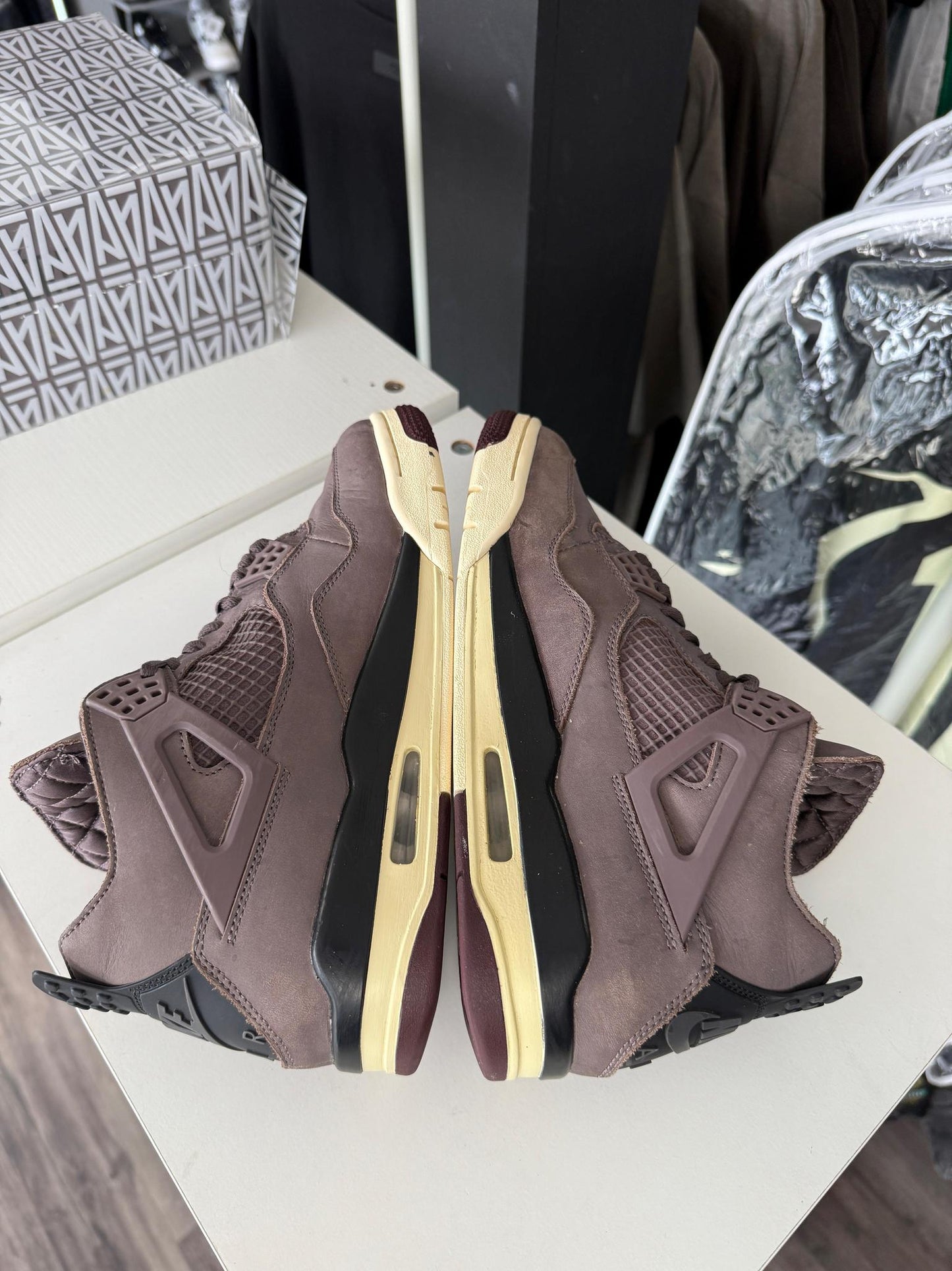 Jordan 4 x A Ma Maniere "Violet Ore" Used Size 9.5