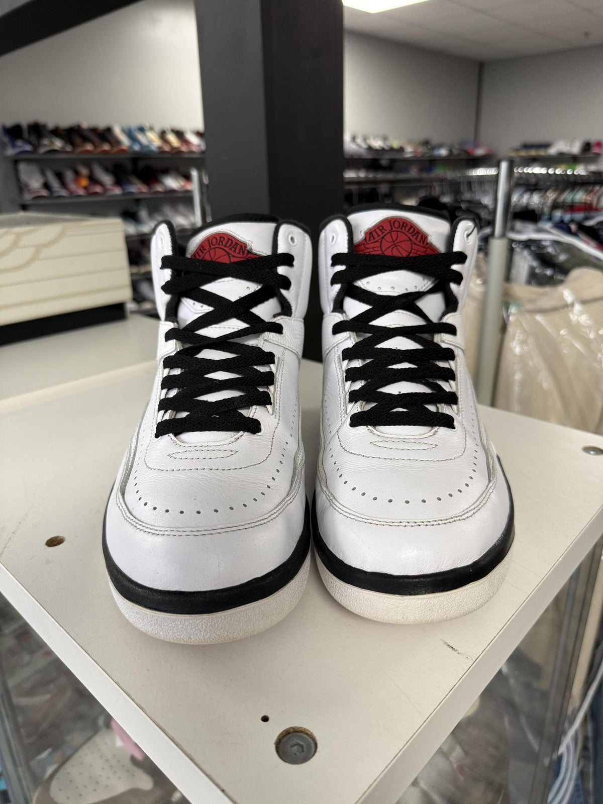 Jordan 2 "Chicago" Used Size 9.5