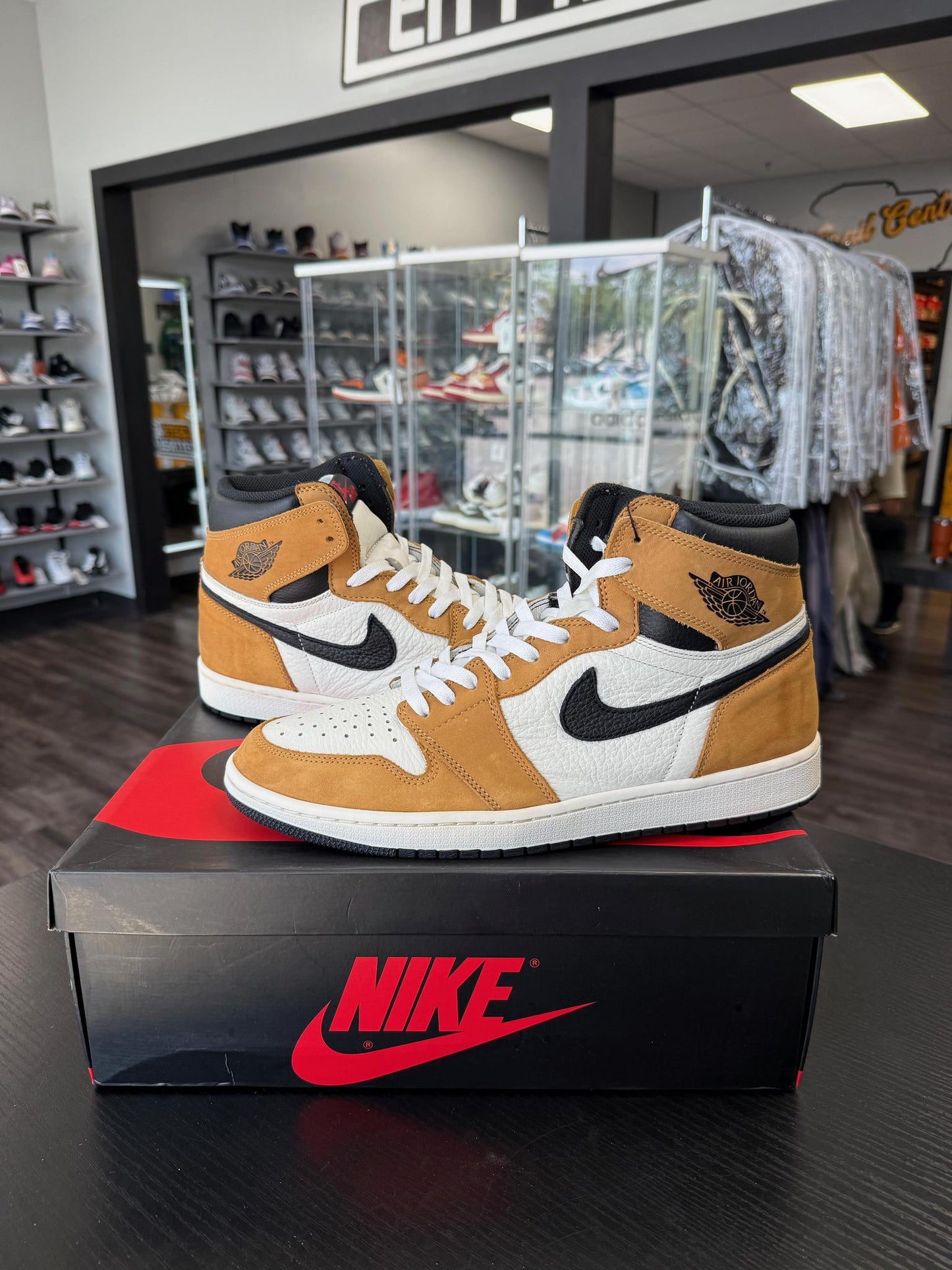 Jordan 1 "Rookie of the Year" Used Size 13