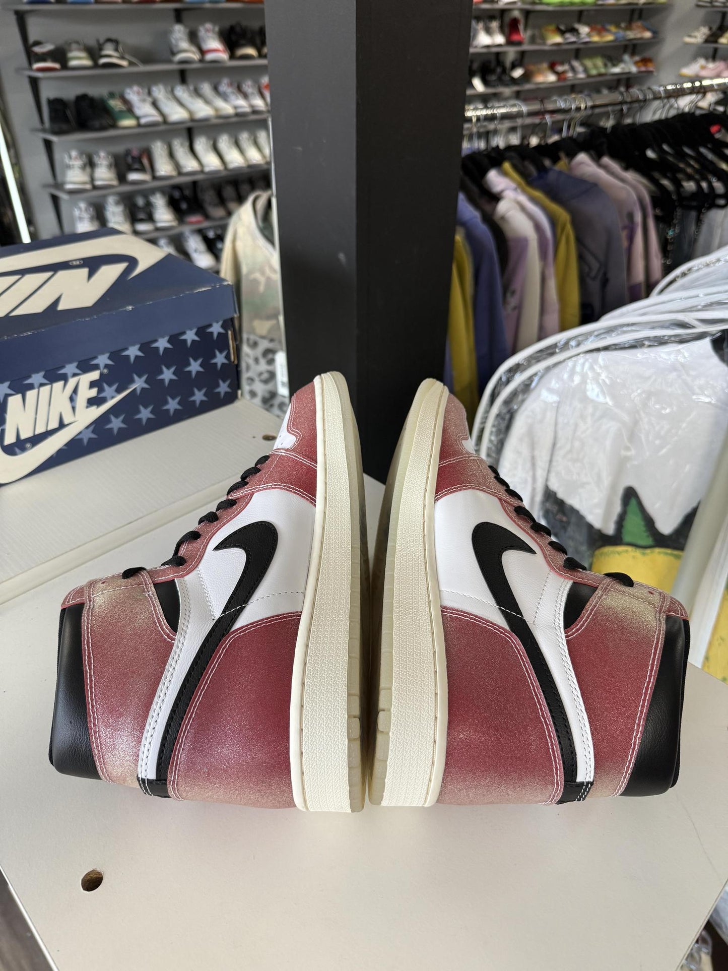 Jordan 1 x Trophy Room "Chicago" Used Size 12