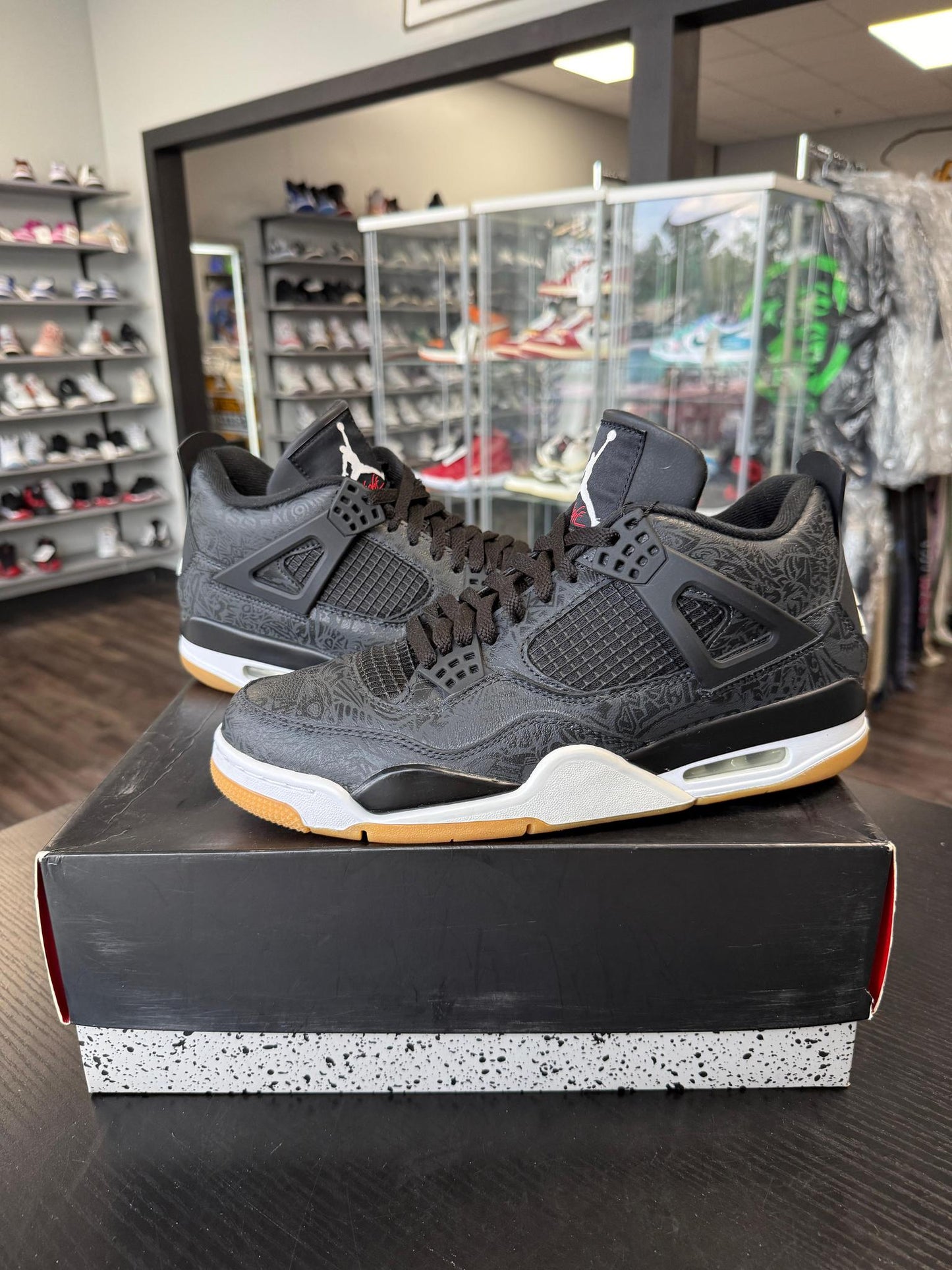 Jordan 4 "Laser Gum" Used Size 10
